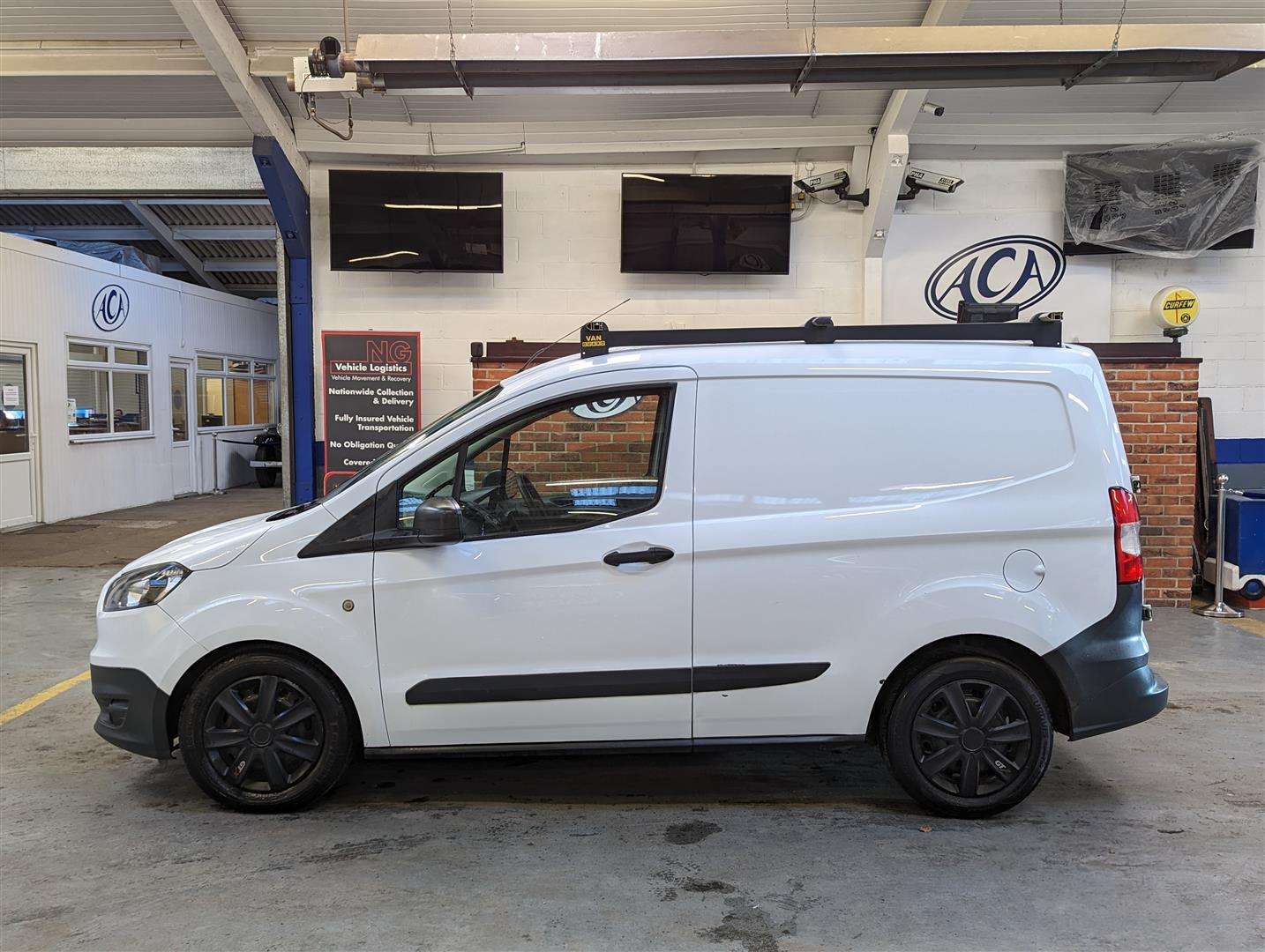 <p>2015 FORD TRANSIT COURIER BASE TDCI</p>