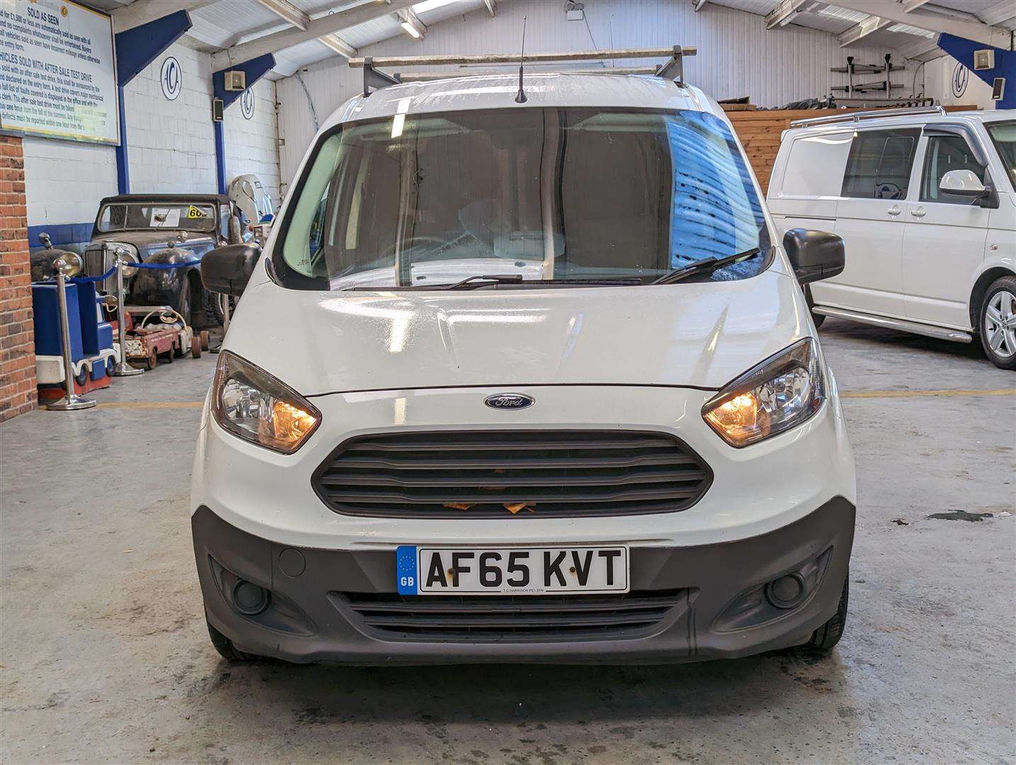 <p>2015 FORD TRANSIT COURIER BASE TDCI</p>