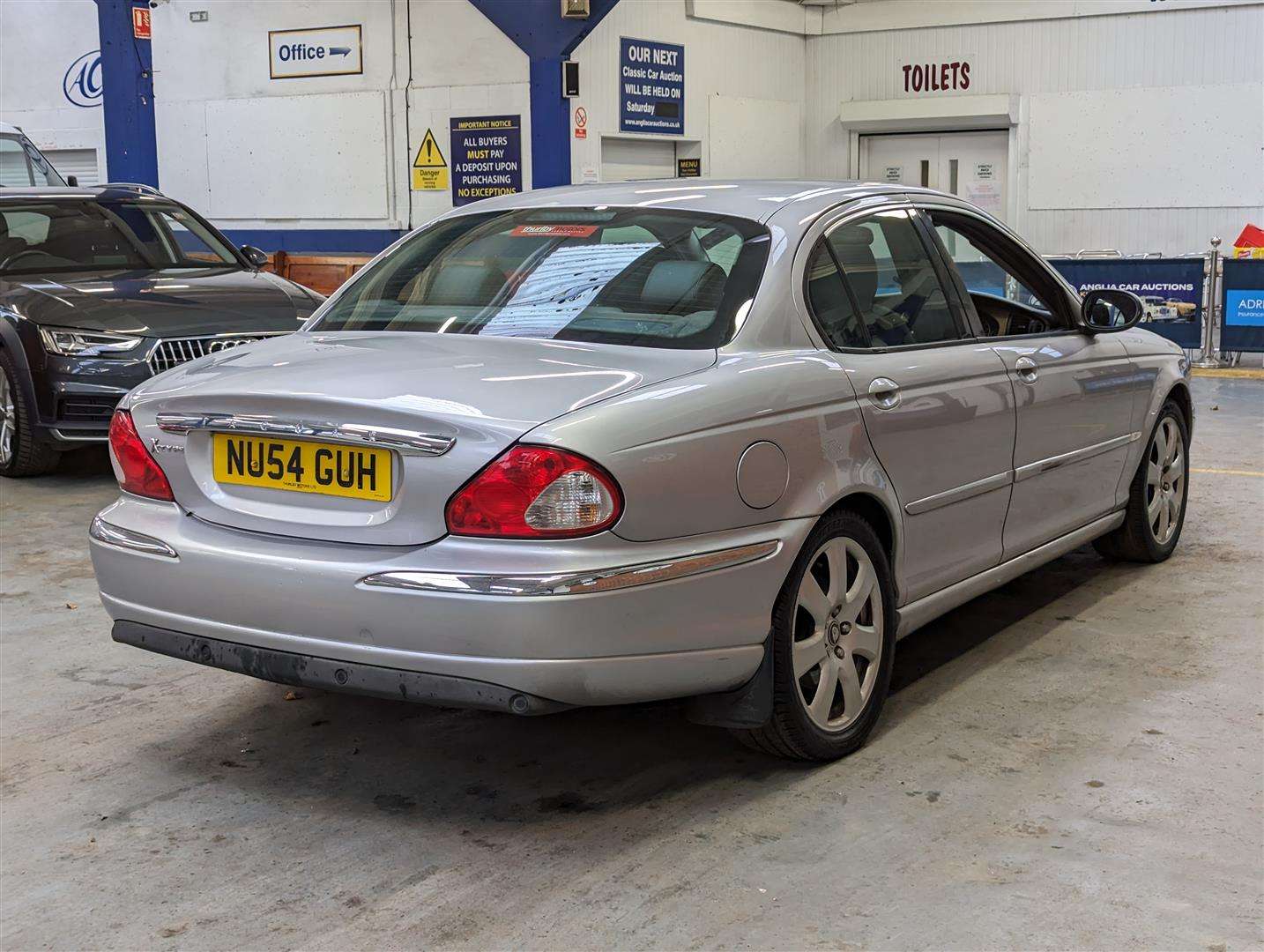 <p>2004 JAGUAR X-TYPE V6 SE AUTO</p>