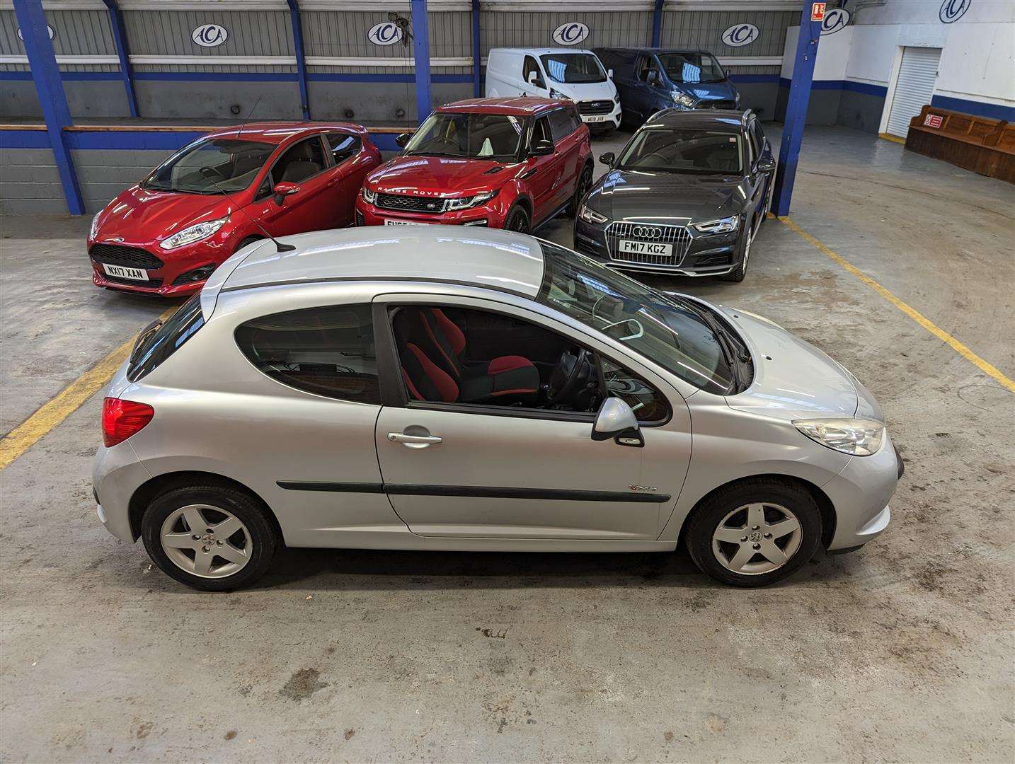 <p>PEUGEOT 207 VERVE</p>