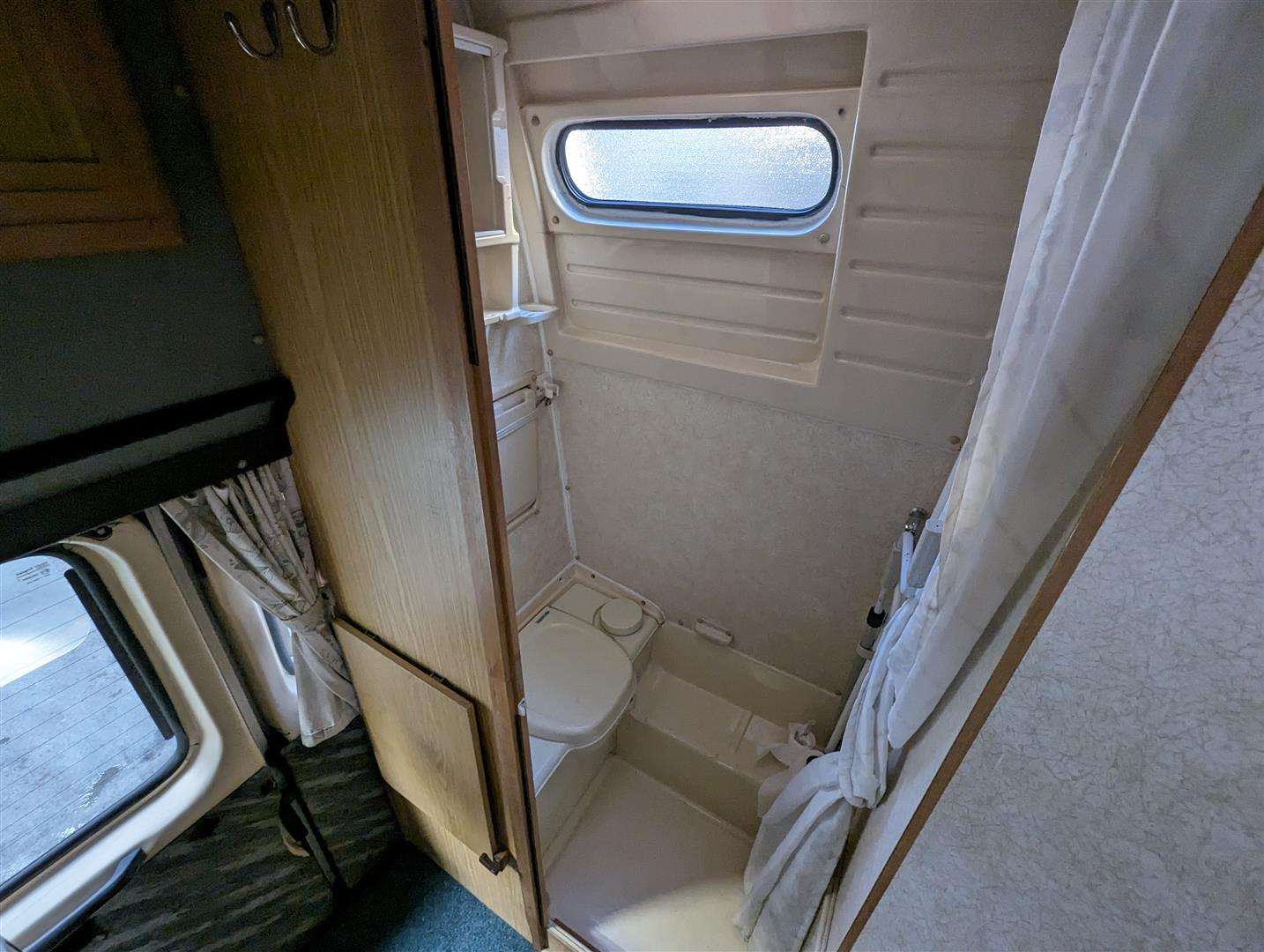 <p>1994 FORDTRANSIT MOTORHOME</p>