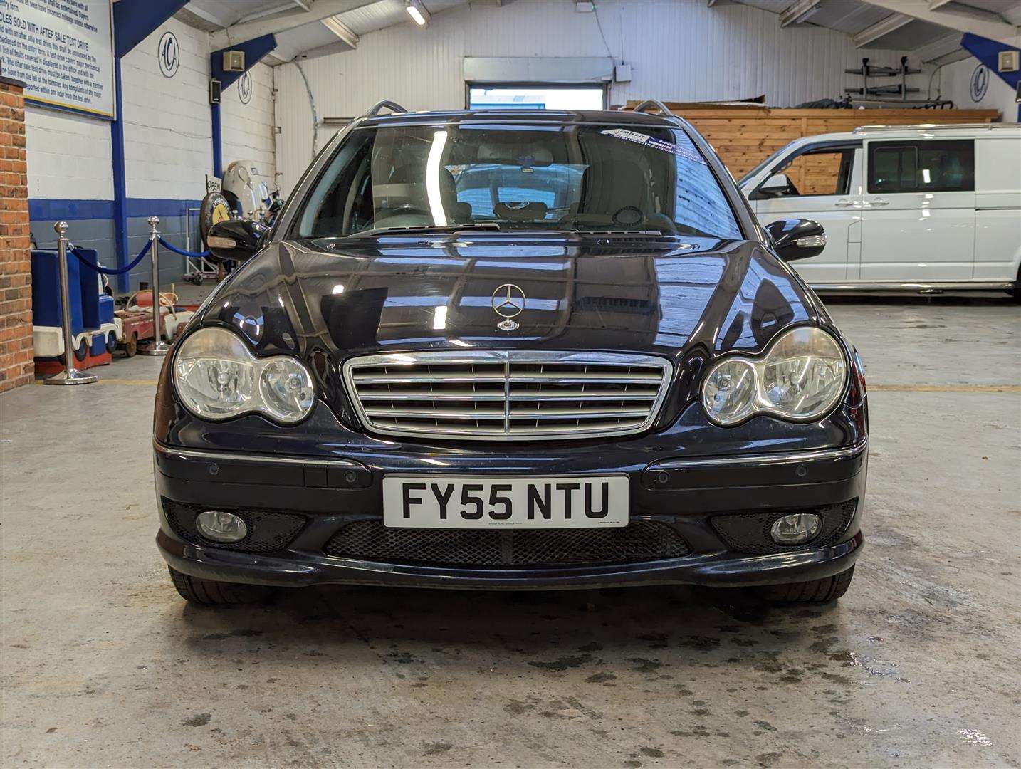 <p>2005 MERCEDES C320 CDI SPORT EDITION AUTO</p>