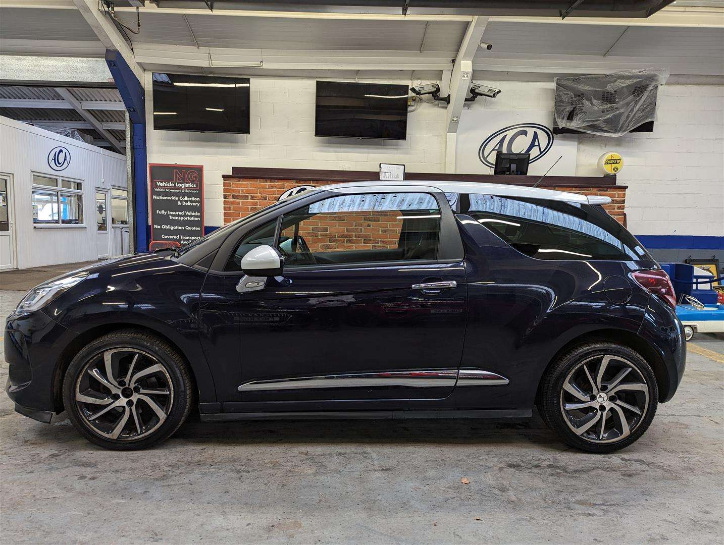 <p>2017 DS DS3 PRESTIGE BLUEHDI S/S</p>