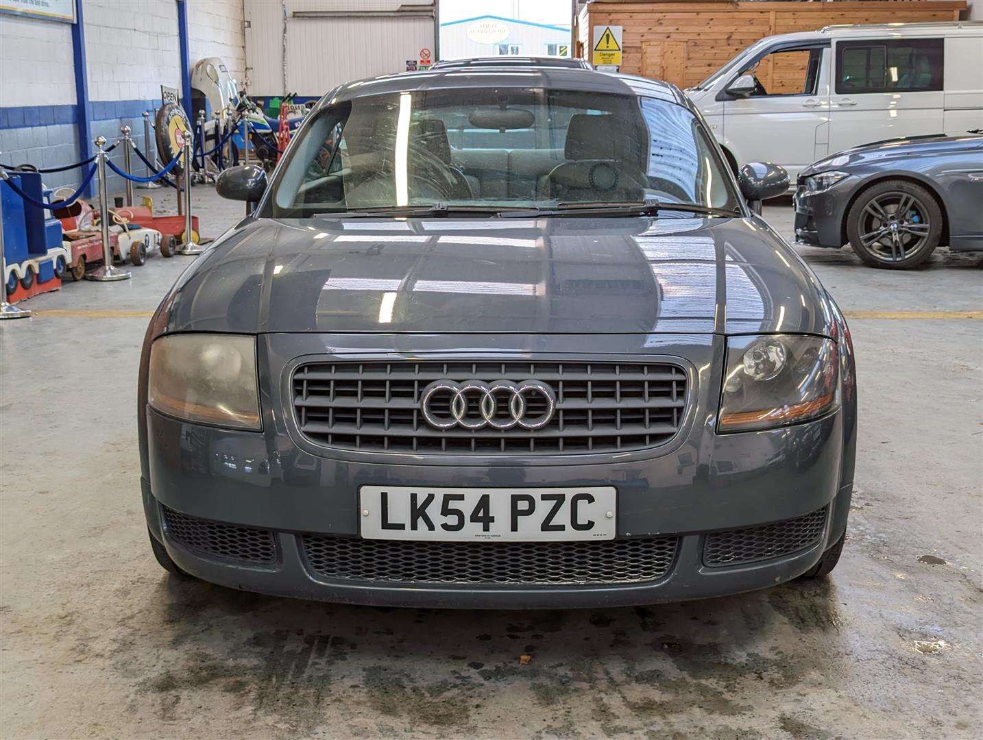 <p>2004 AUDI TT AUTO</p>