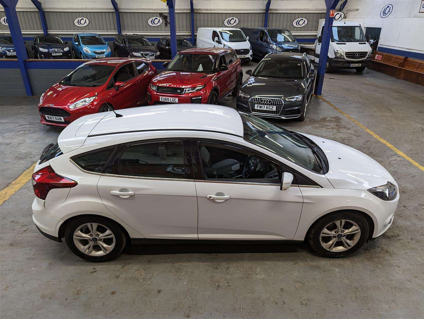 <p>2011 FORD FOCUS ZETEC 125</p>