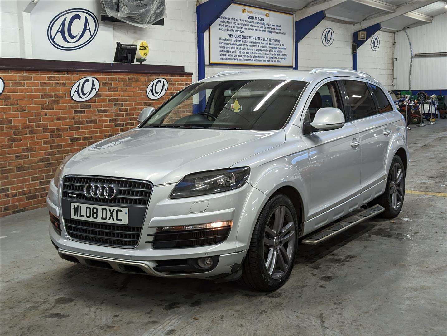 <p>2008 AUDI Q7 LE TDI QUATTRO AUTO</p>