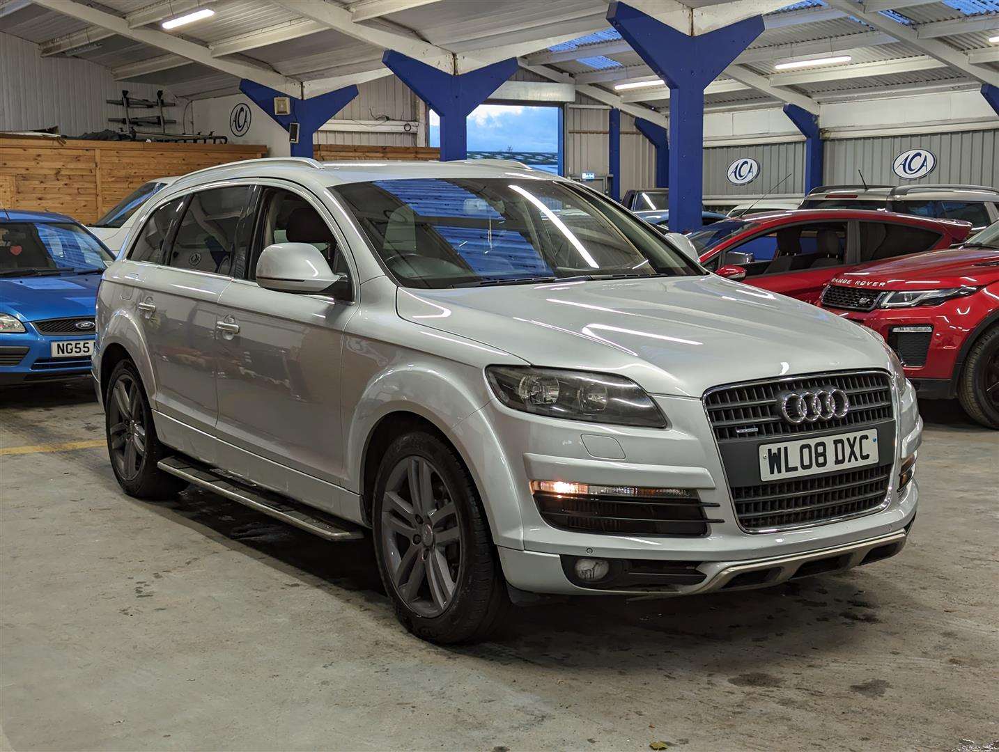 <p>2008 AUDI Q7 LE TDI QUATTRO AUTO</p>