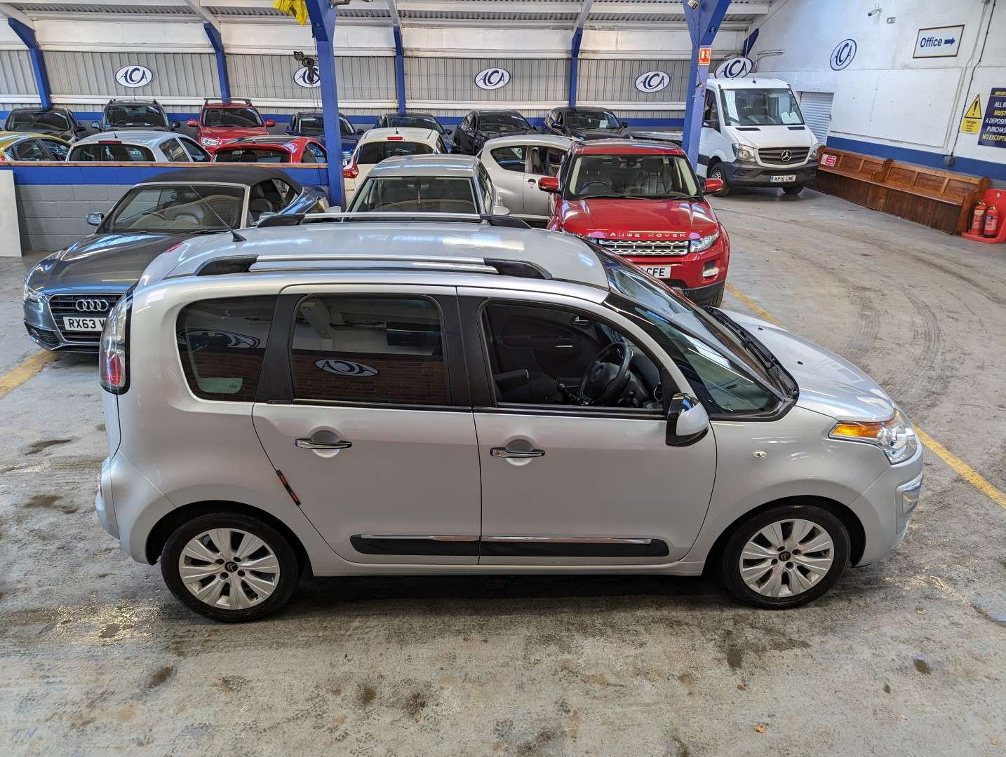 <p>2014 CITROEN C3 PICASSO EXCLUSIVE HDI</p>