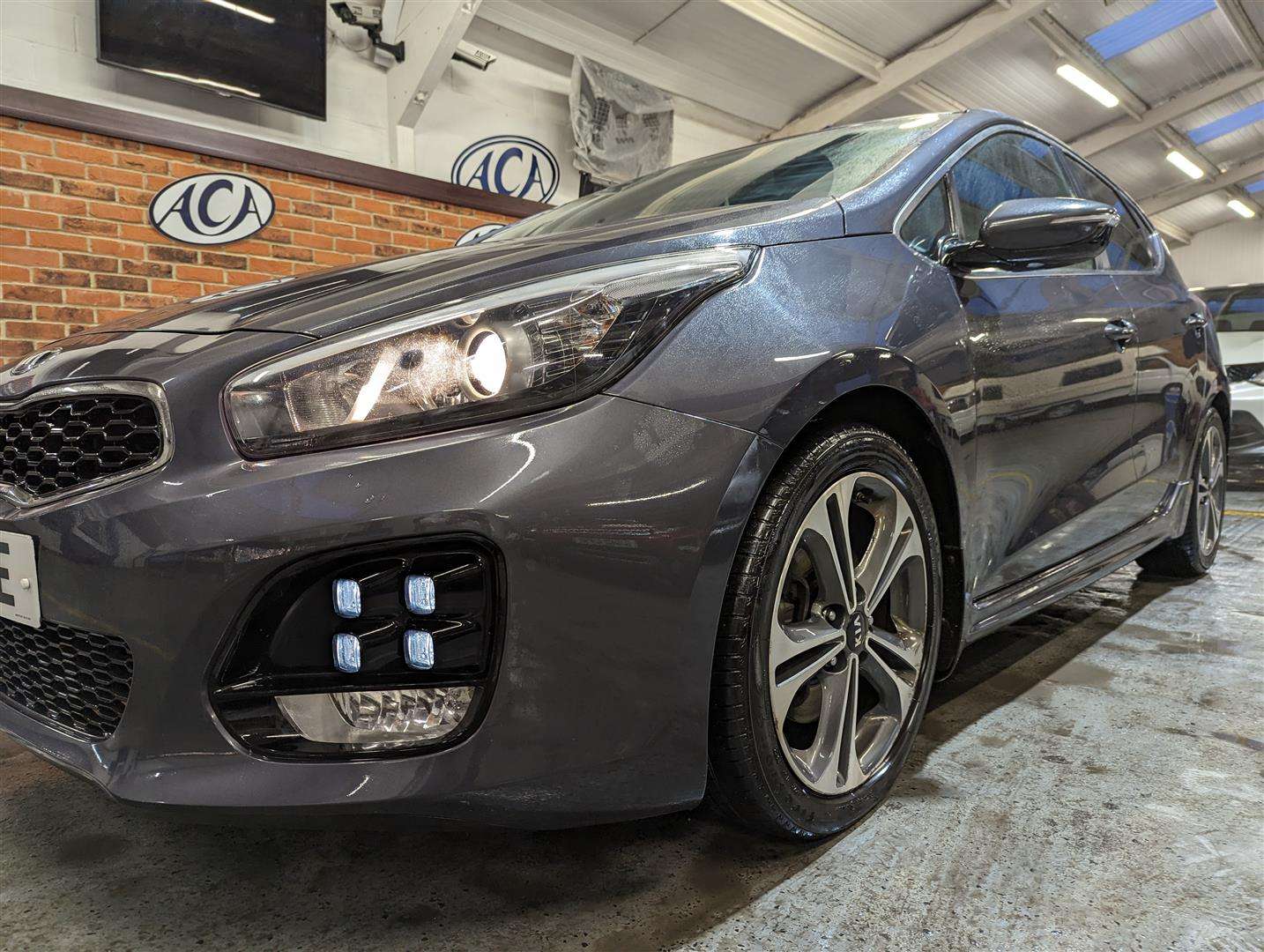 <p>2017 KIA CEED GT-LINE ISG CRDI</p>