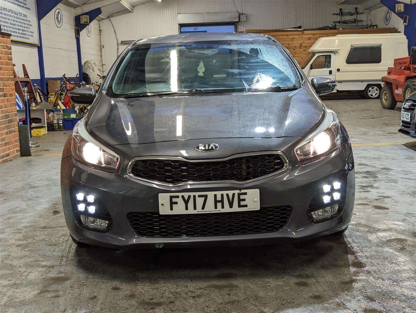 <p>2017 KIA CEED GT-LINE ISG CRDI</p>