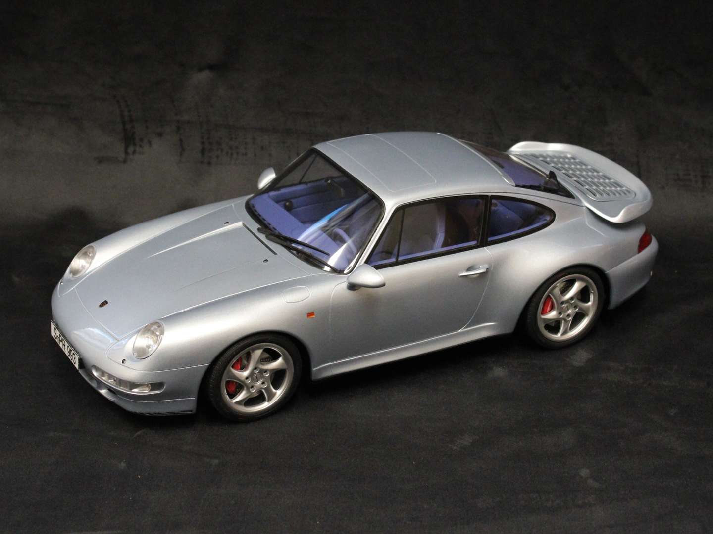 <p>GT Spirit Porsche 911 model</p>