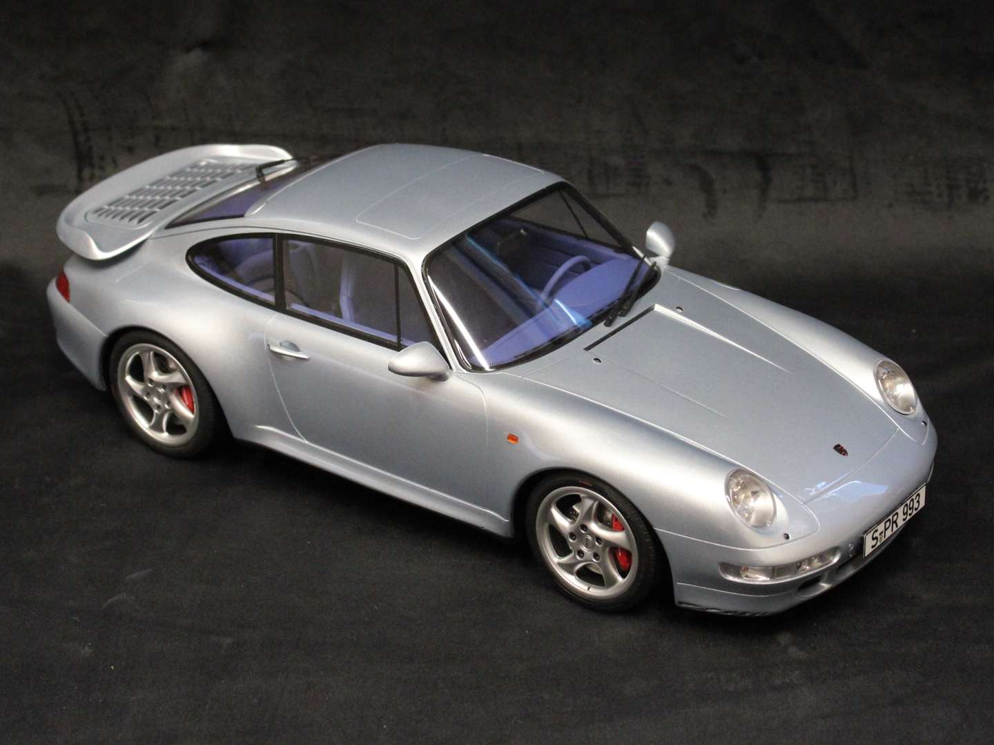 <p>GT Spirit Porsche 911 model</p>