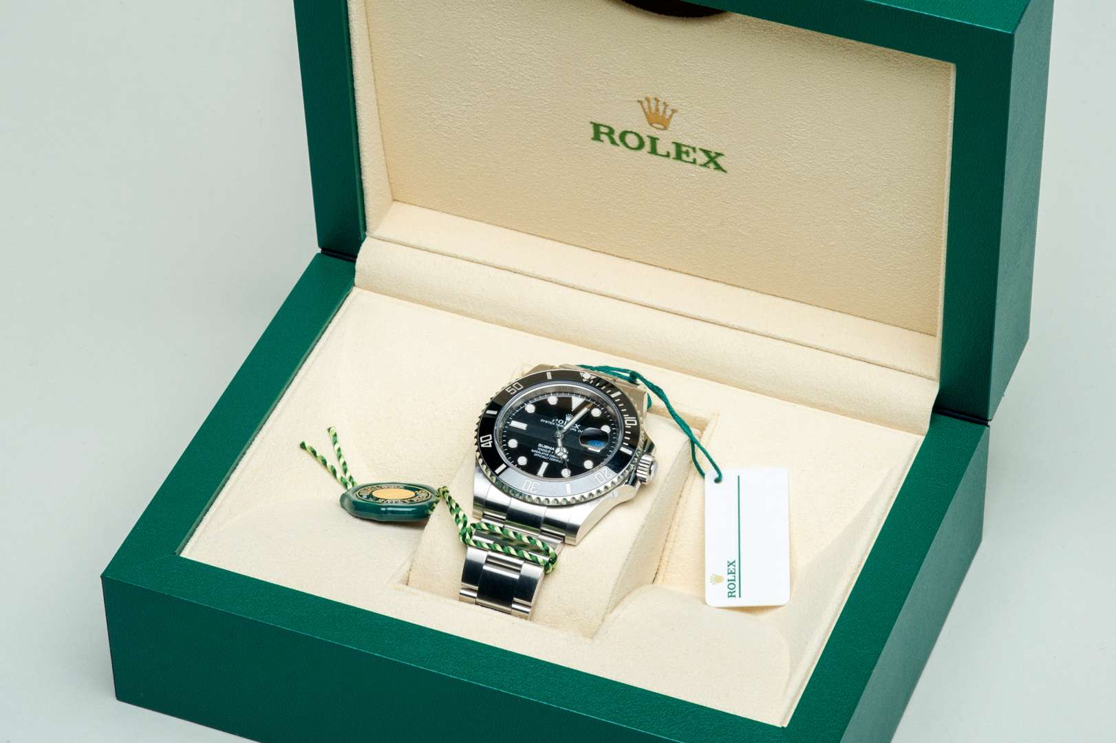 <p>Rolex Submariner Date men's watch</p>