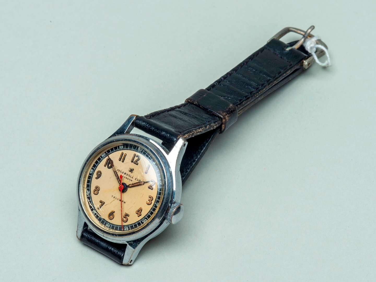 <p>Ingersoll Ltd “Triumph” watch</p>