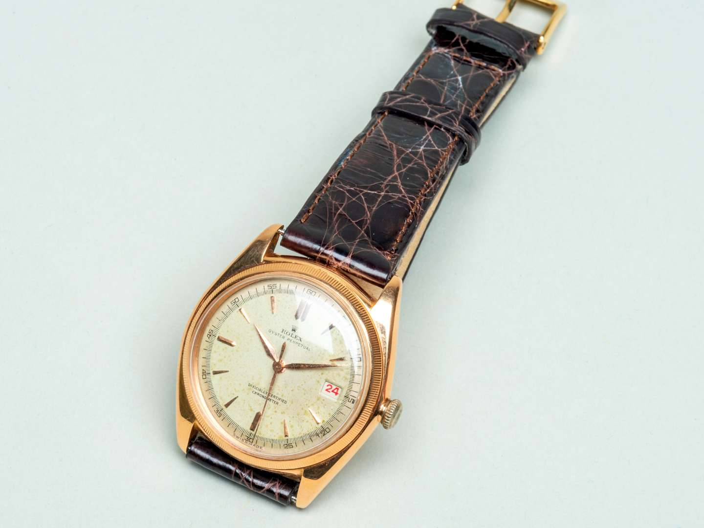 <p>Rolex 18ct Pink Gold Bubble Back Wrist Watch</p>
