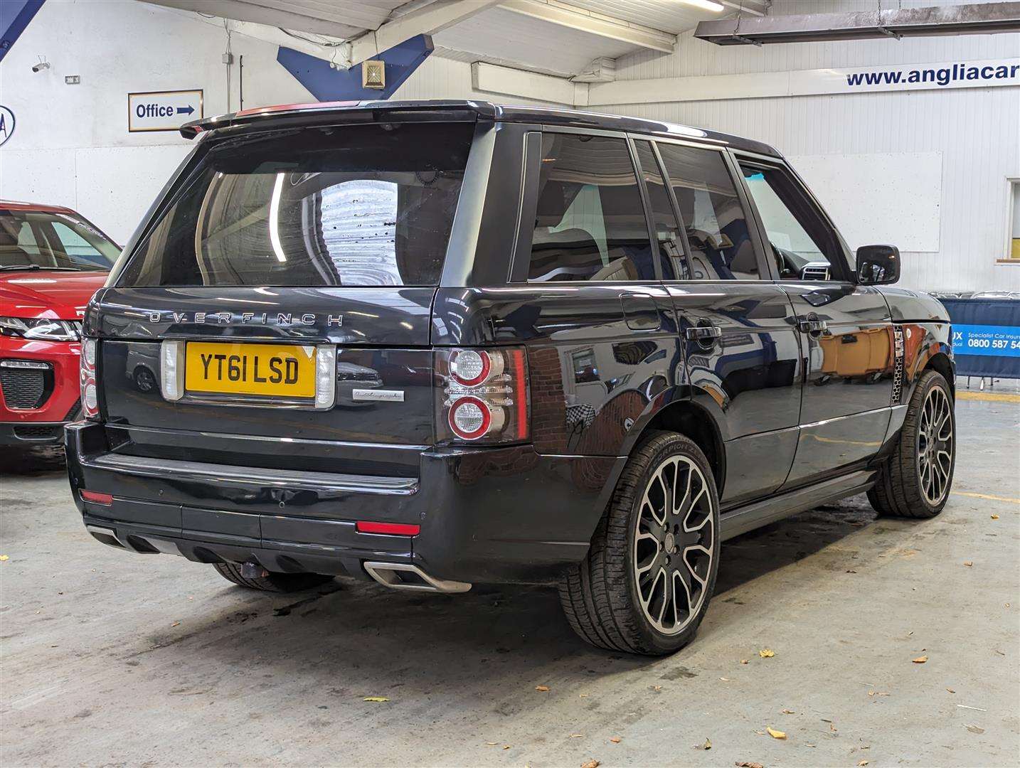 <p>2011 LAND ROVER RANGE ROVER AUTOB TDV8 AUTO</p>