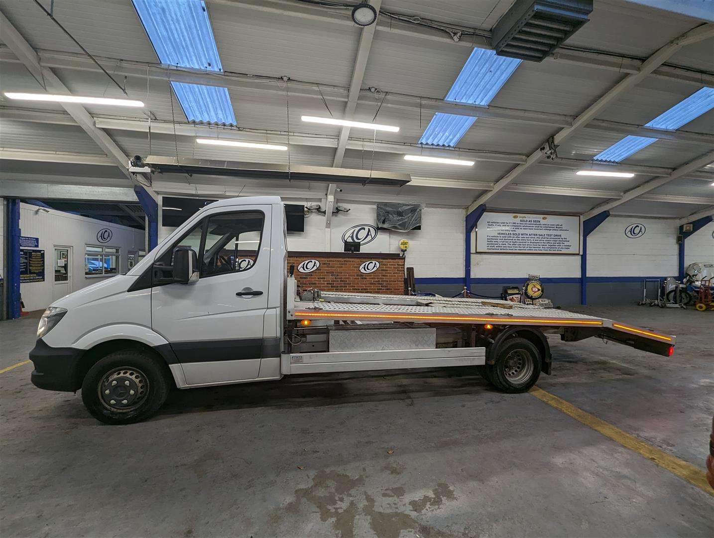 <p>2015 MERCEDES-BENZ SPRINTER 519 CDI Recovery Truck</p>