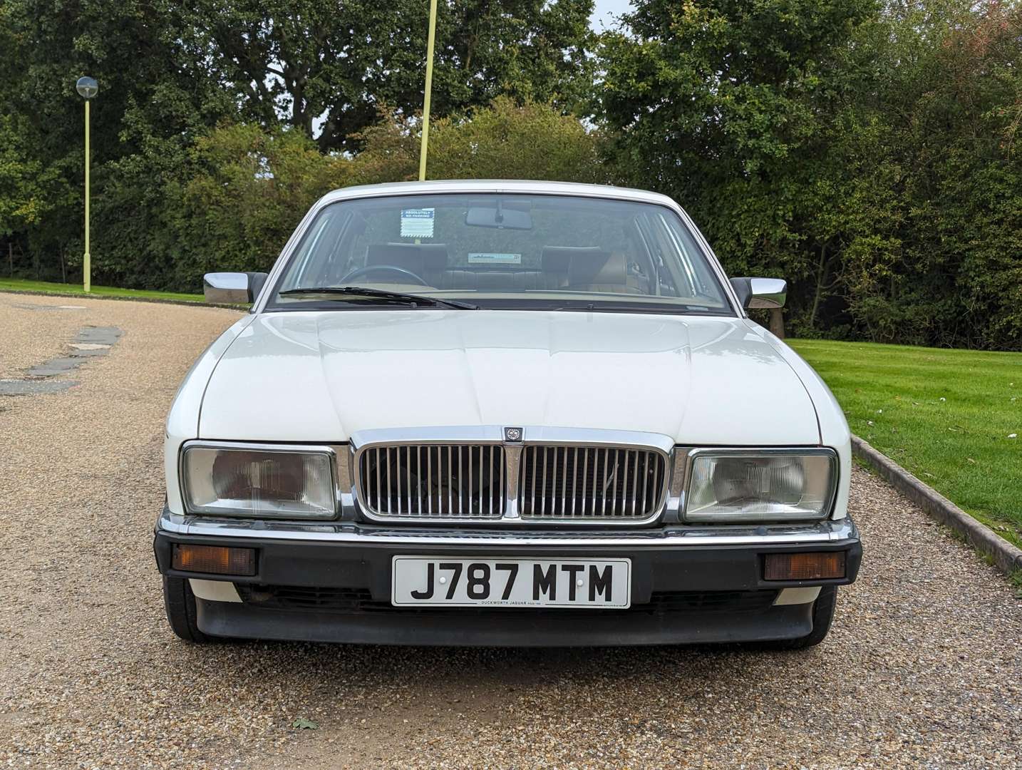 <p>1991 JAGUAR SOVEREIGN 4.0 AUTO&nbsp;</p>