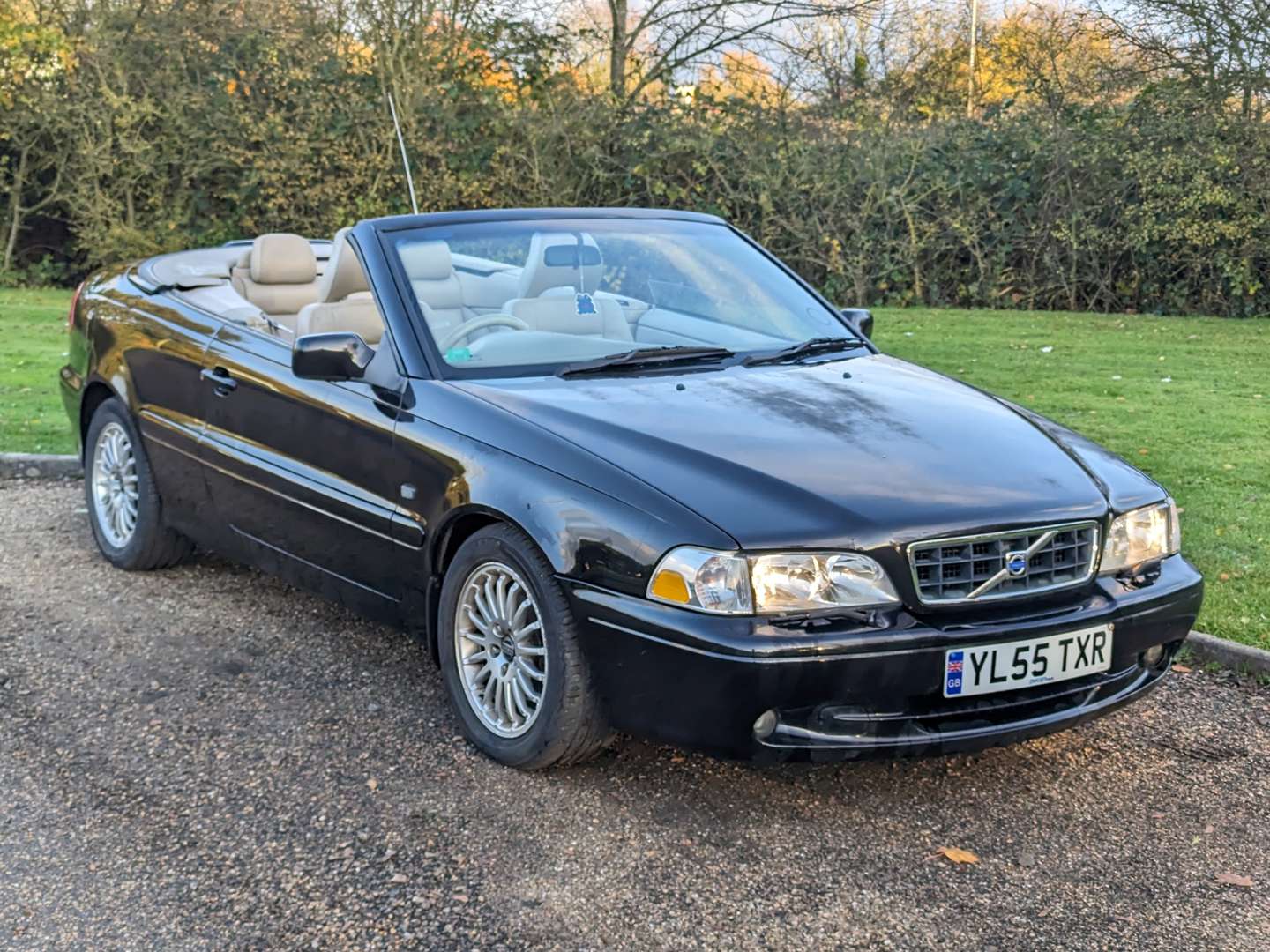 <p>2006 VOLVO C70 T AUTO&nbsp;</p>