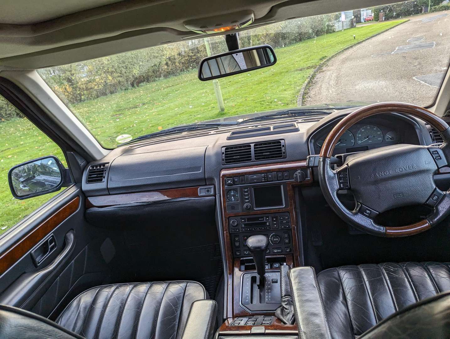 <p>2001 RANGE ROVER VOGUE 4.6 AUTO</p>