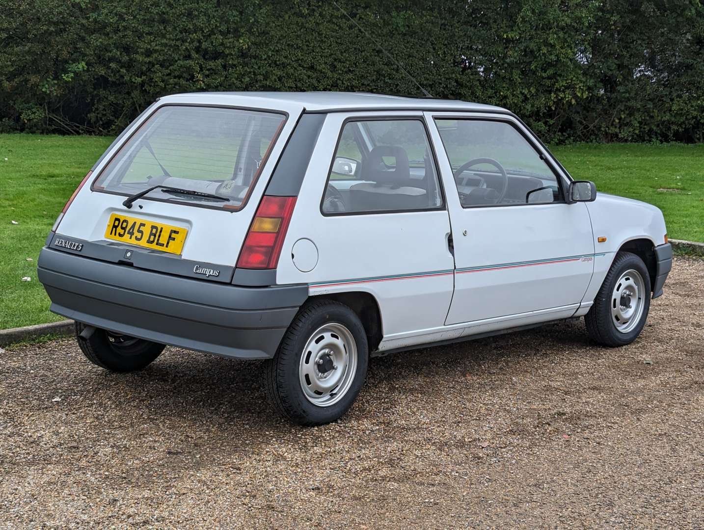 <p>1990 RENAULT 5 CAMPUS&nbsp;</p>