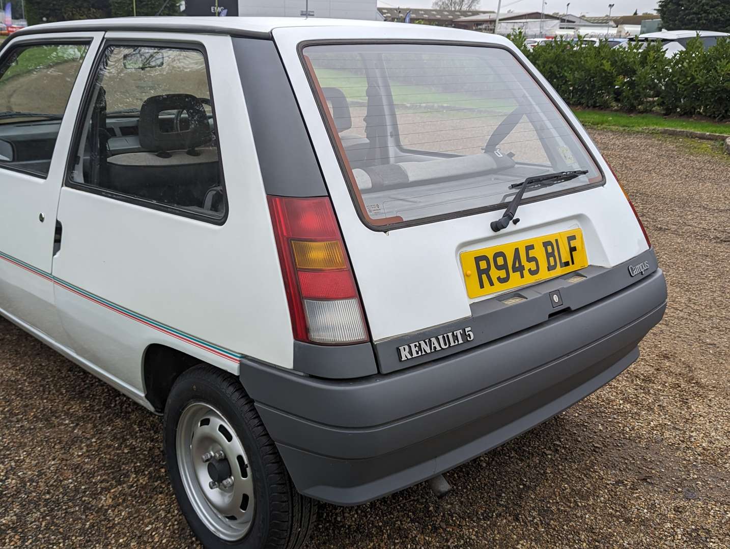 <p>1990 RENAULT 5 CAMPUS&nbsp;</p>