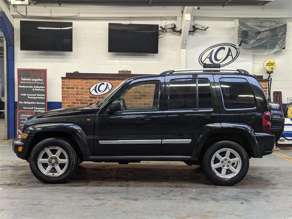 <p>2006 JEEP CHEROKEE LIMITED CRD AUTO</p>