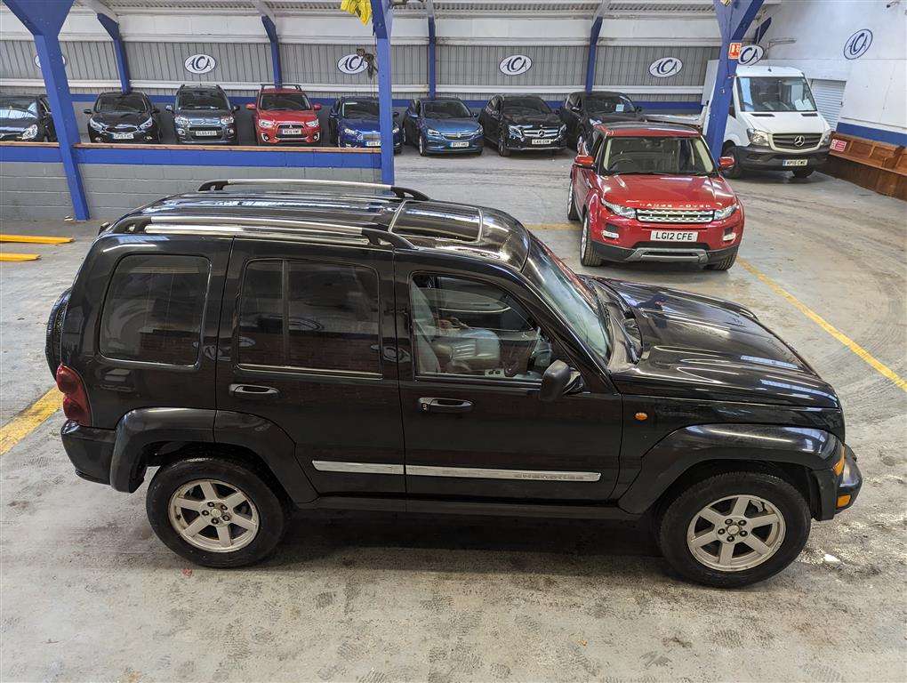 <p>2006 JEEP CHEROKEE LIMITED CRD AUTO</p>