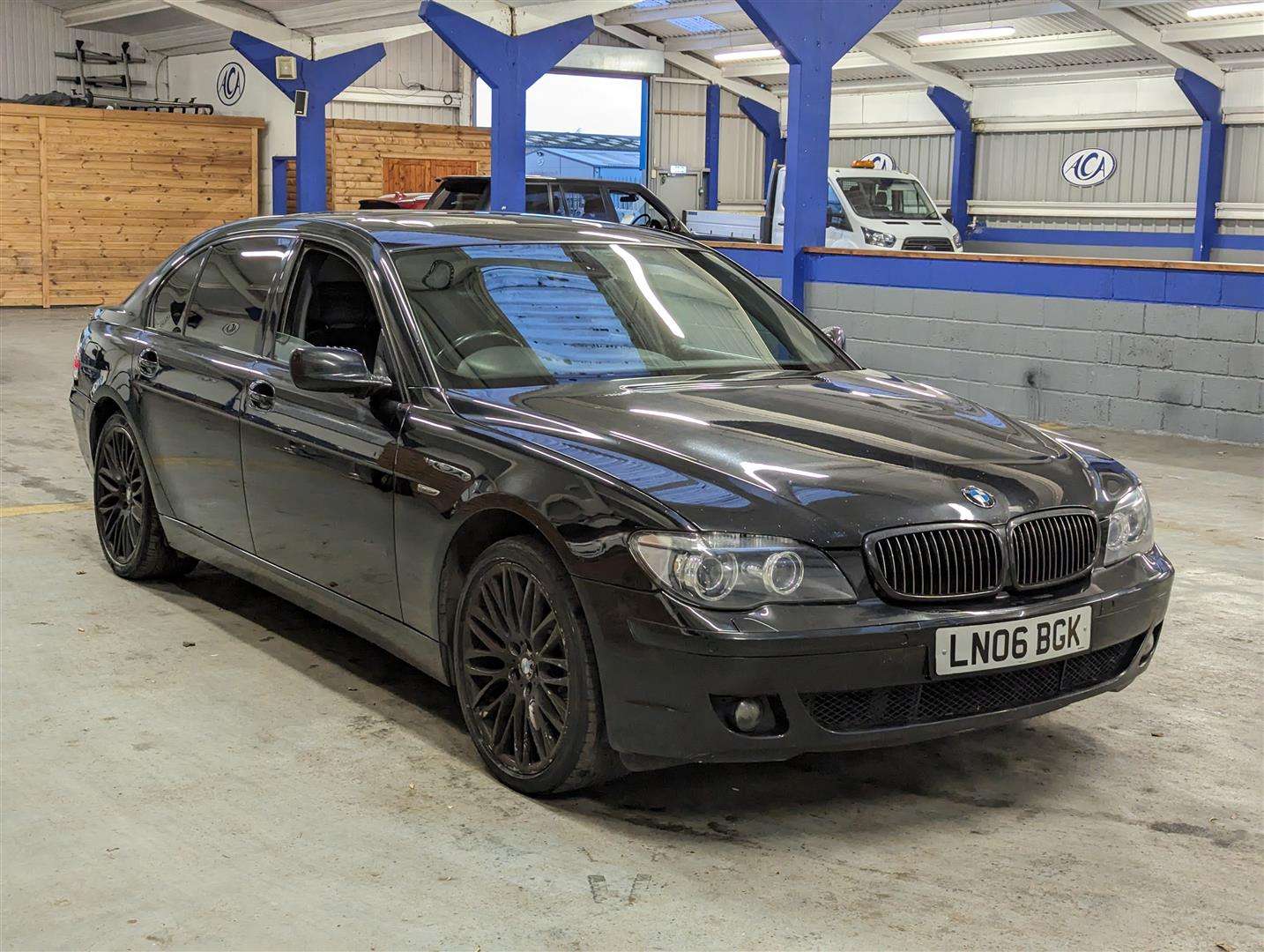 <p>2006 BMW 730LD SE AUTO</p>