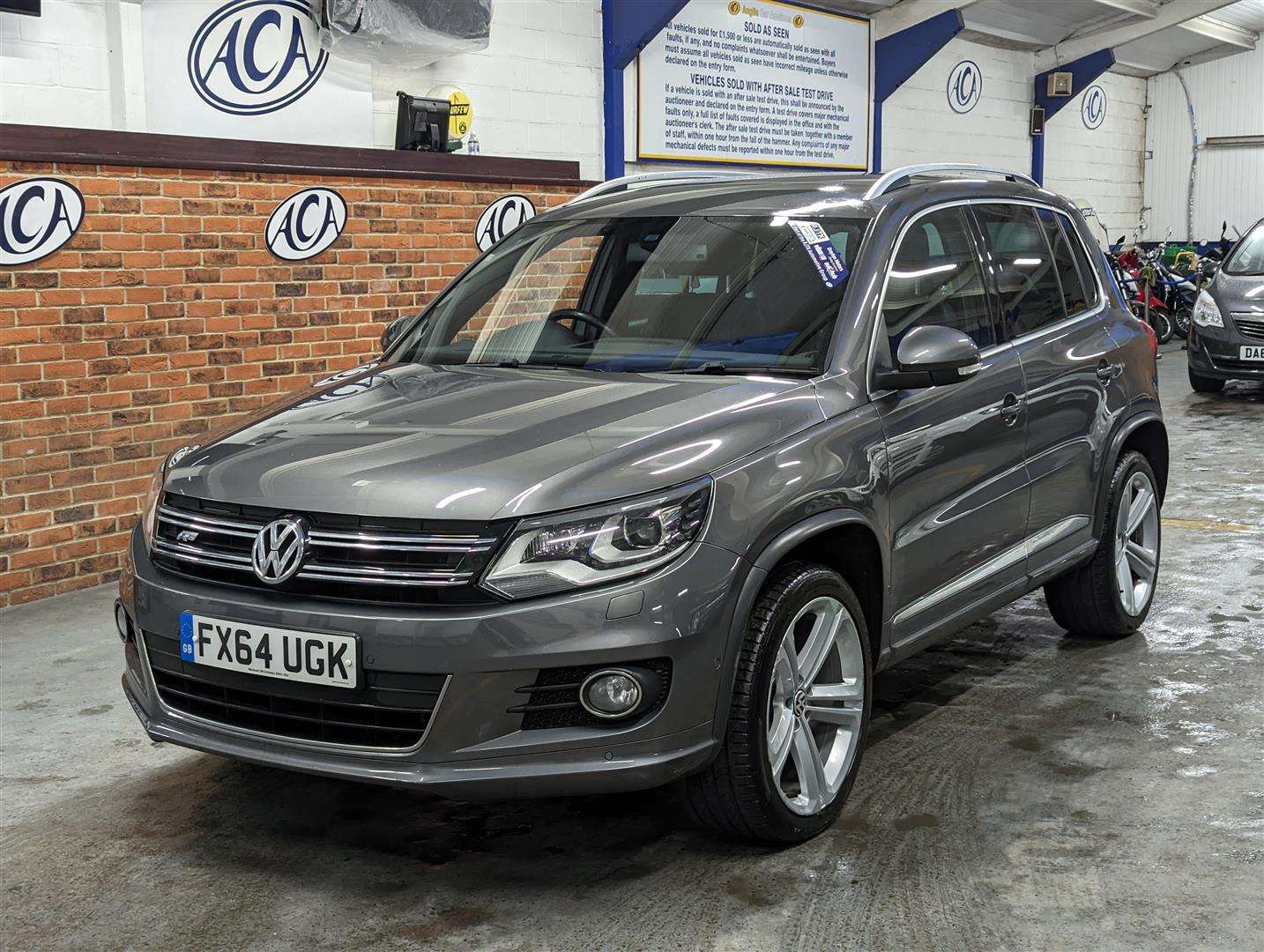 <p>2014 VOLKSWAGEN TIGUAN R LINE TDI BMT 4MO</p>