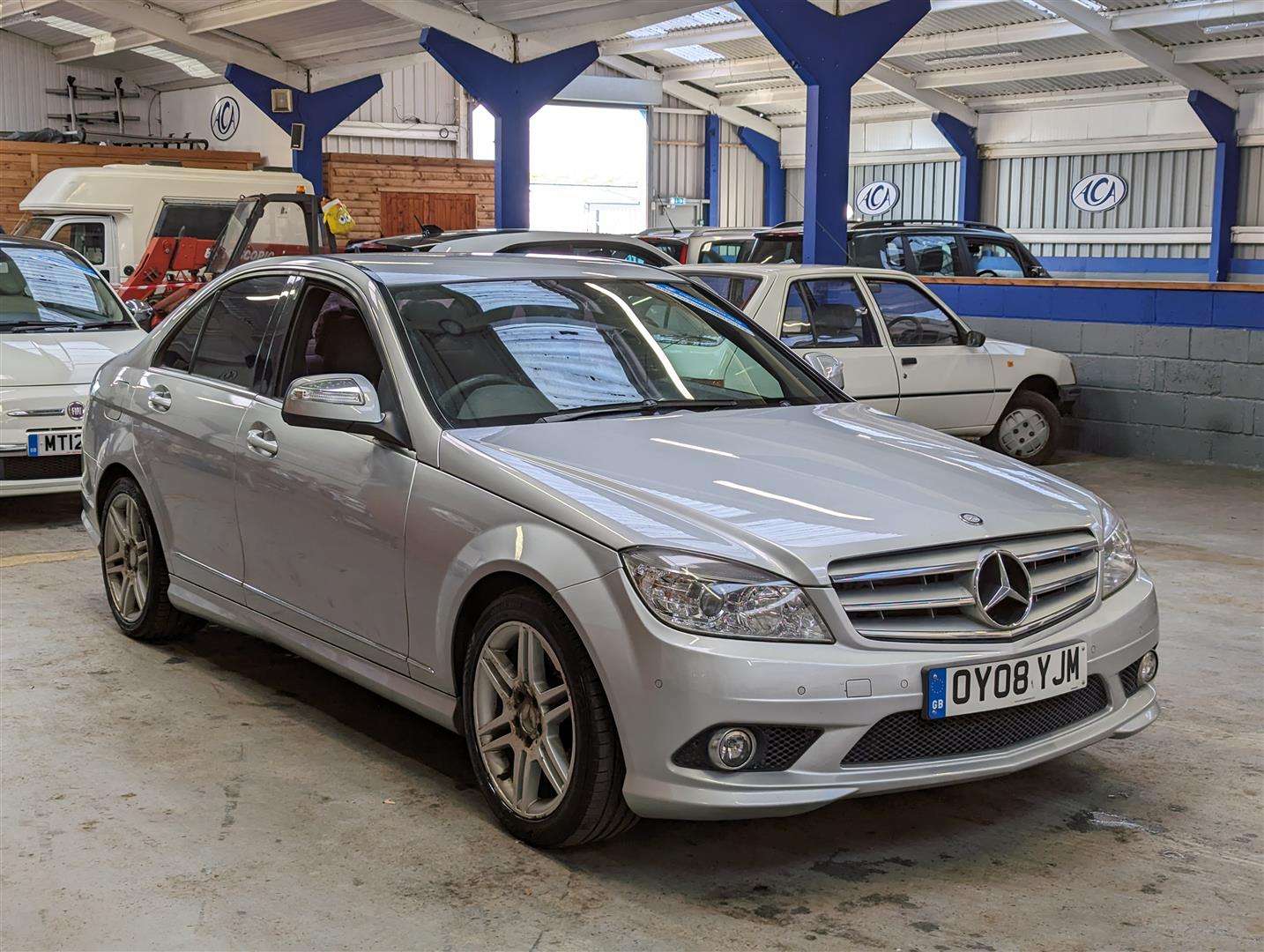 <p>2008 MERCEDES C220 SPORT CDI</p>