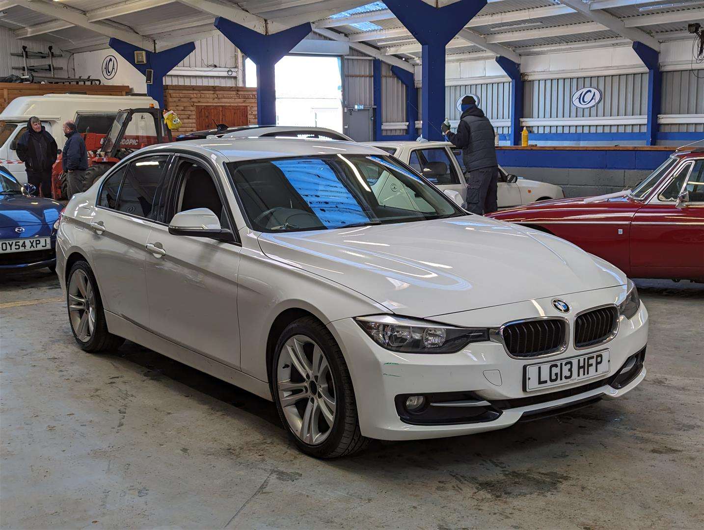 <p>2013 BMW 316D SPORT AUTO</p>