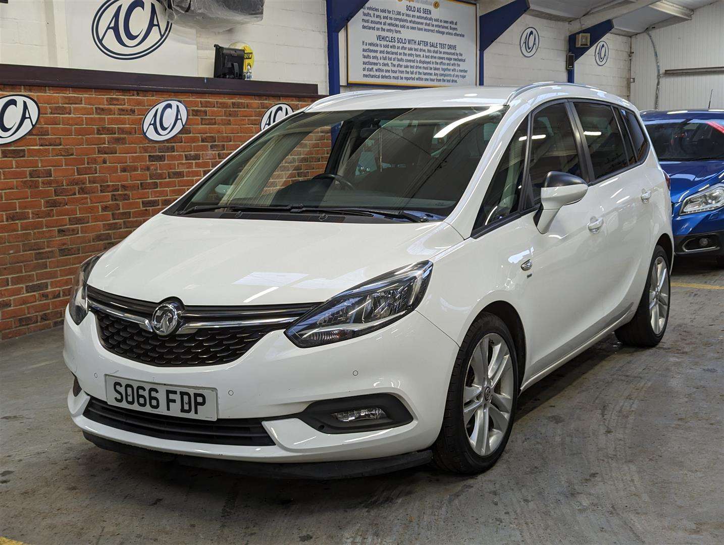 <p>2016 VAUXHALL ZAFIRA TOURER SRI NAV TUR</p>