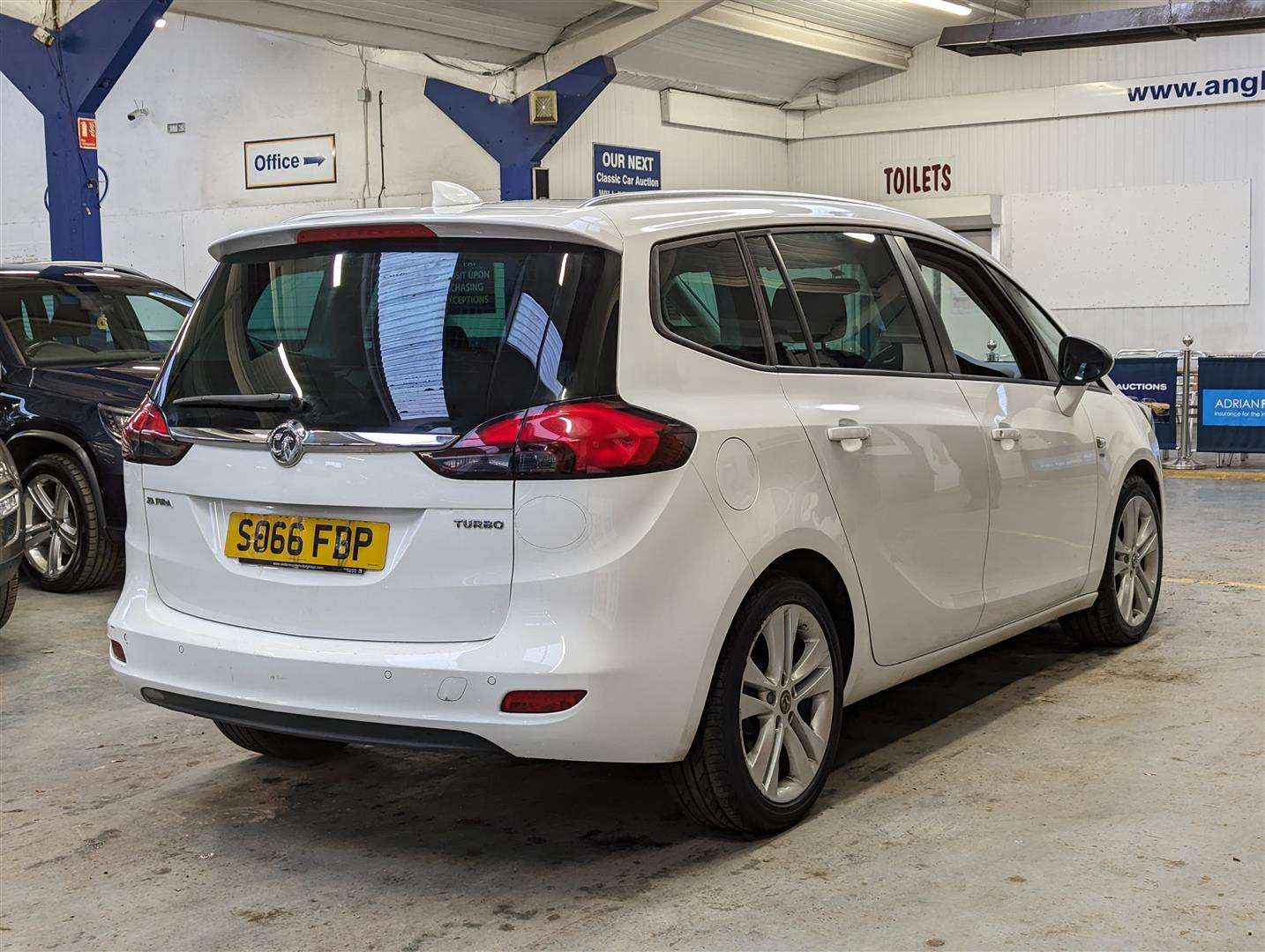 <p>2016 VAUXHALL ZAFIRA TOURER SRI NAV TUR</p>