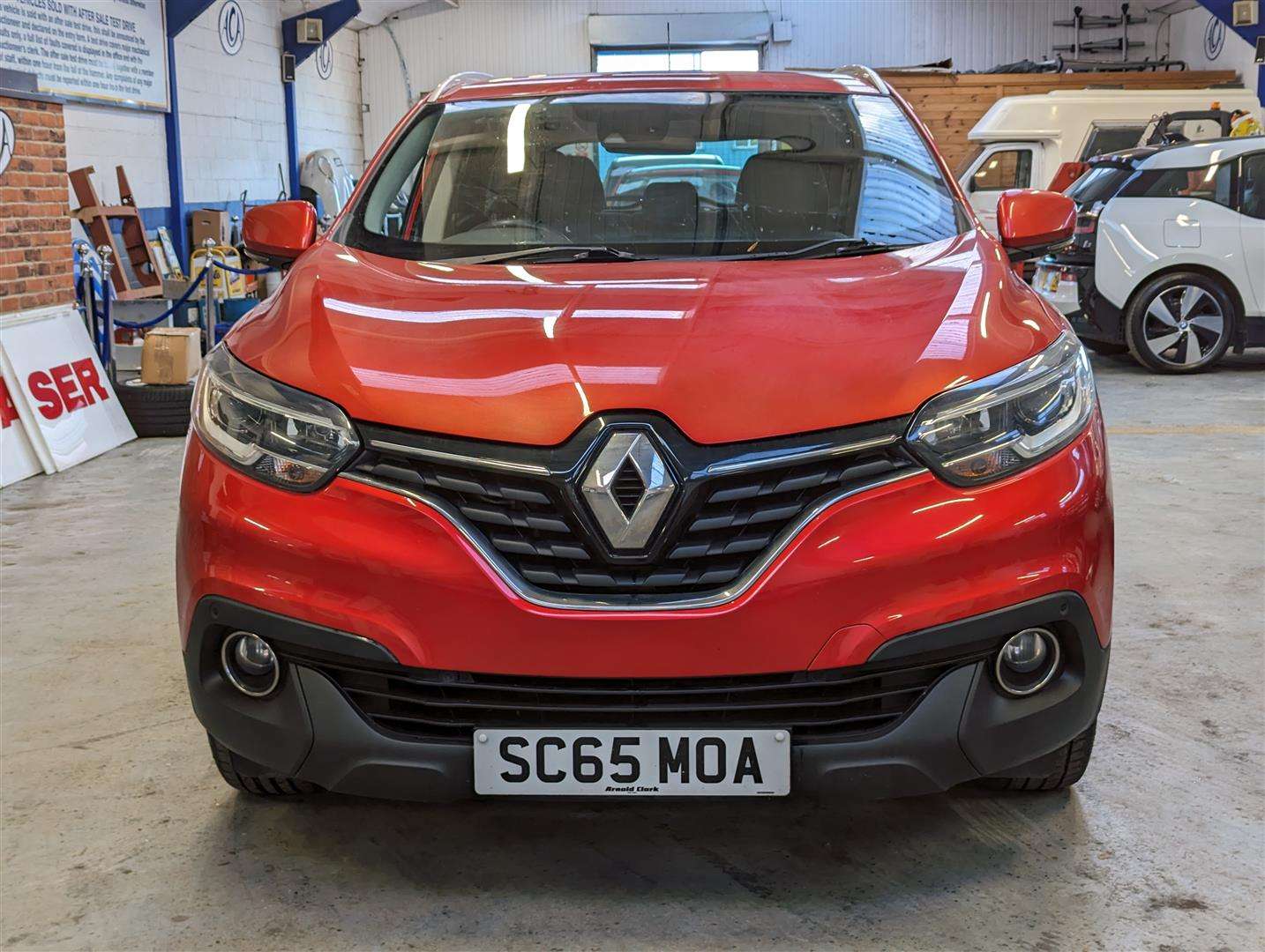 <p>2015 RENAULT KADJAR DYNAMIQUE S NAV DC</p>