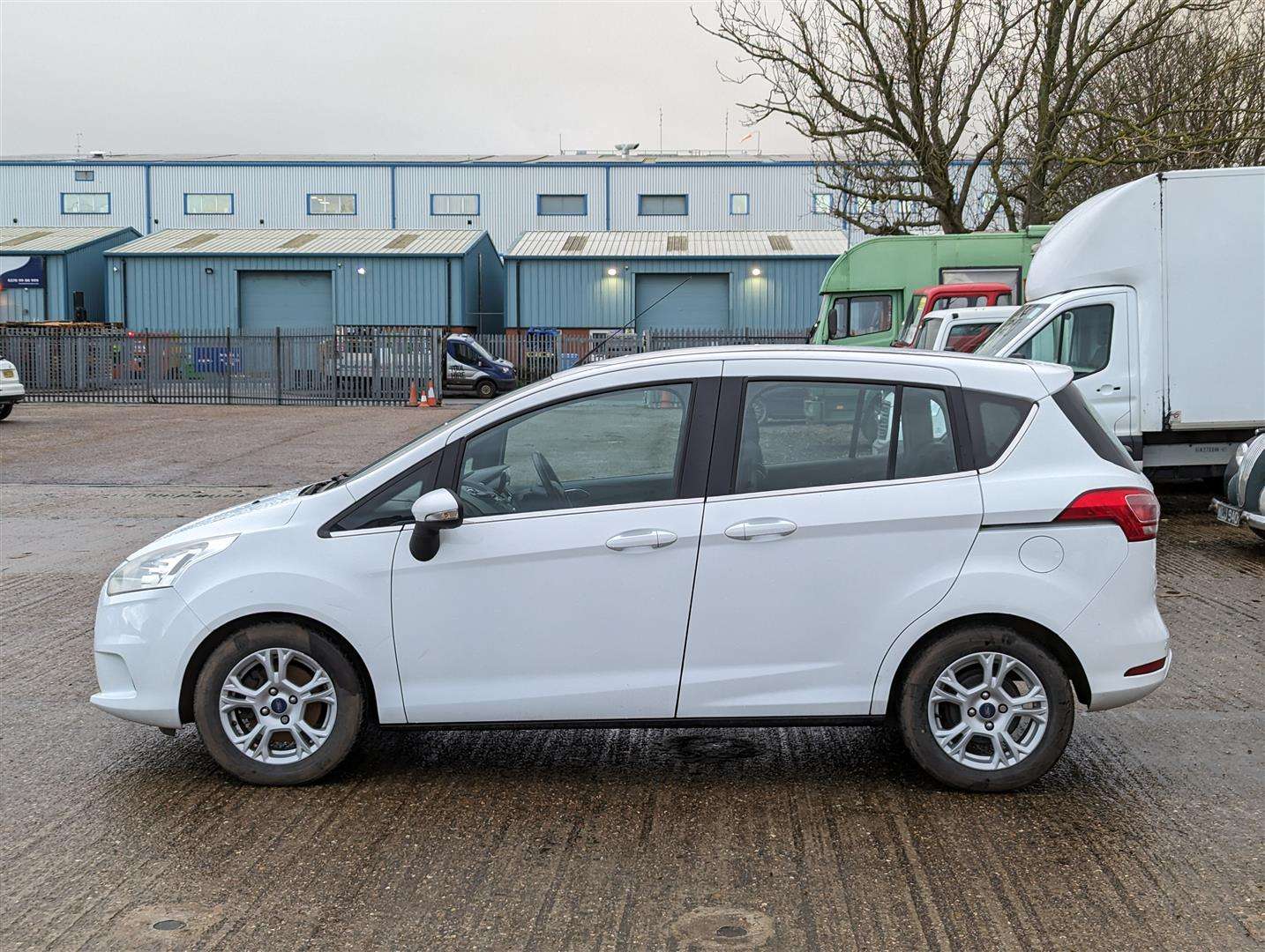 <p>2012 FORD B-MAX ZETEC TURBO</p>