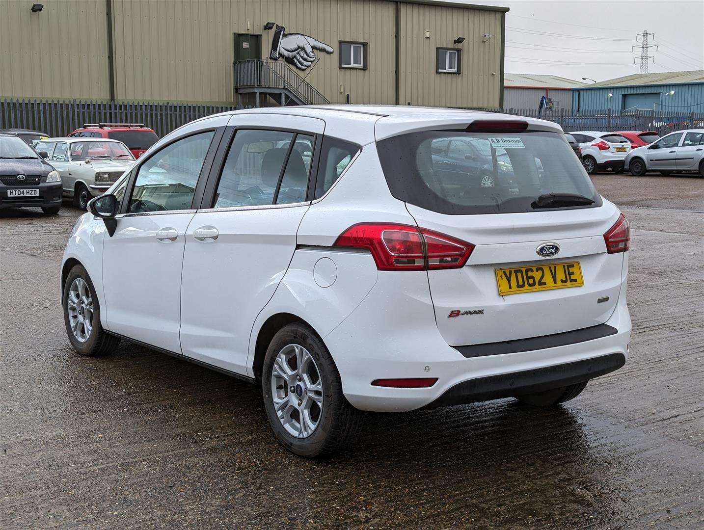 <p>2012 FORD B-MAX ZETEC TURBO</p>