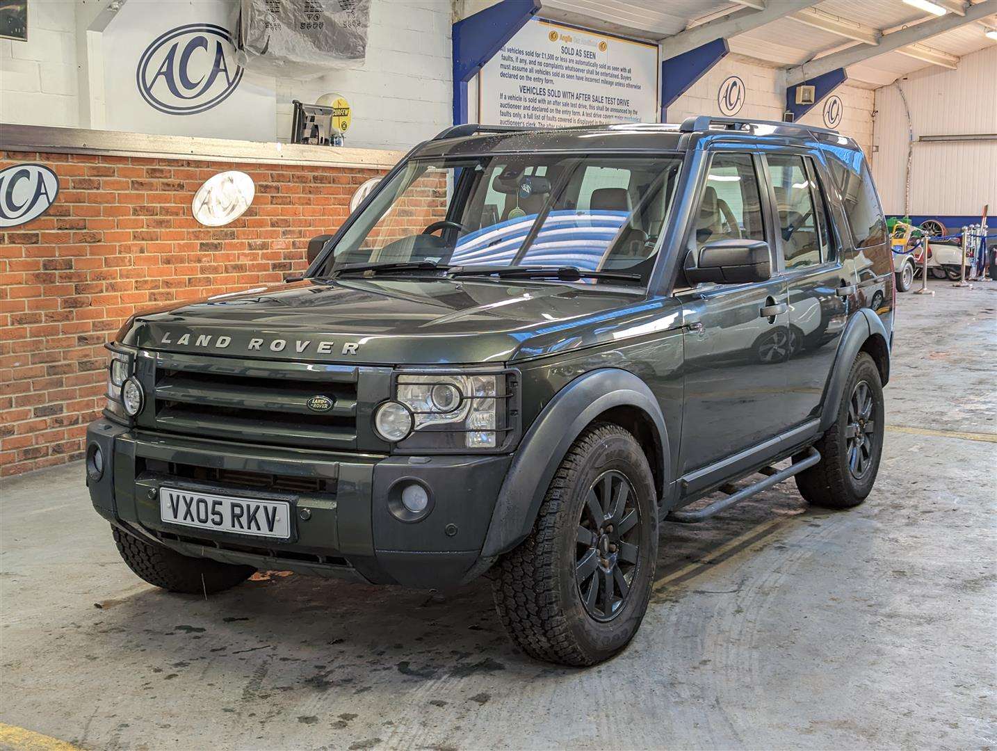 <p>2005 LAND ROVER DISCOVERY</p>