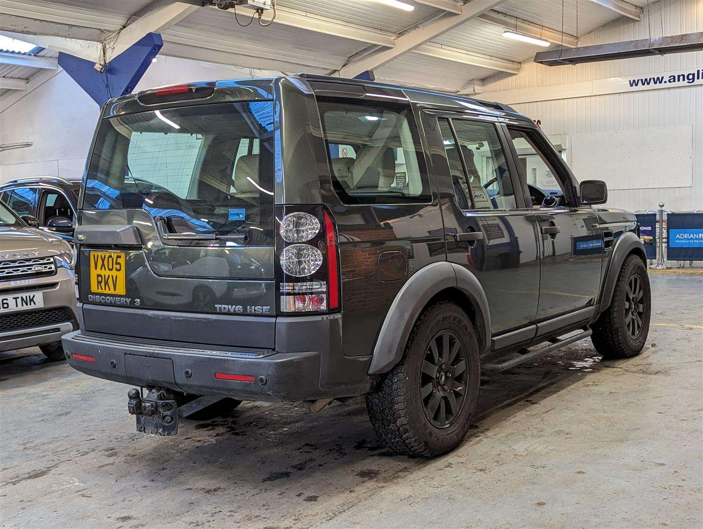 <p>2005 LAND ROVER DISCOVERY</p>