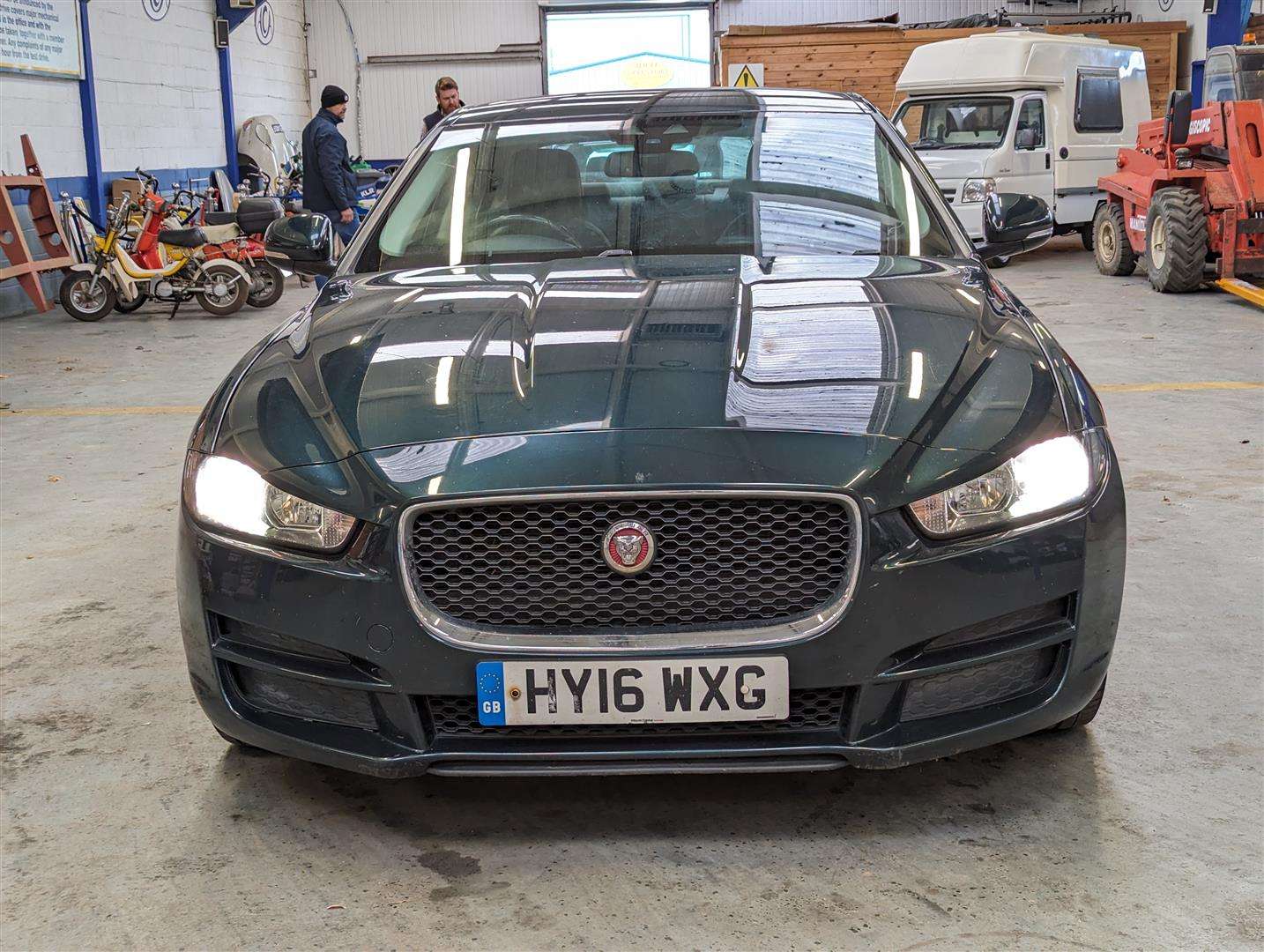 <p>2016 JAGUAR XE PRESTIGE D</p>