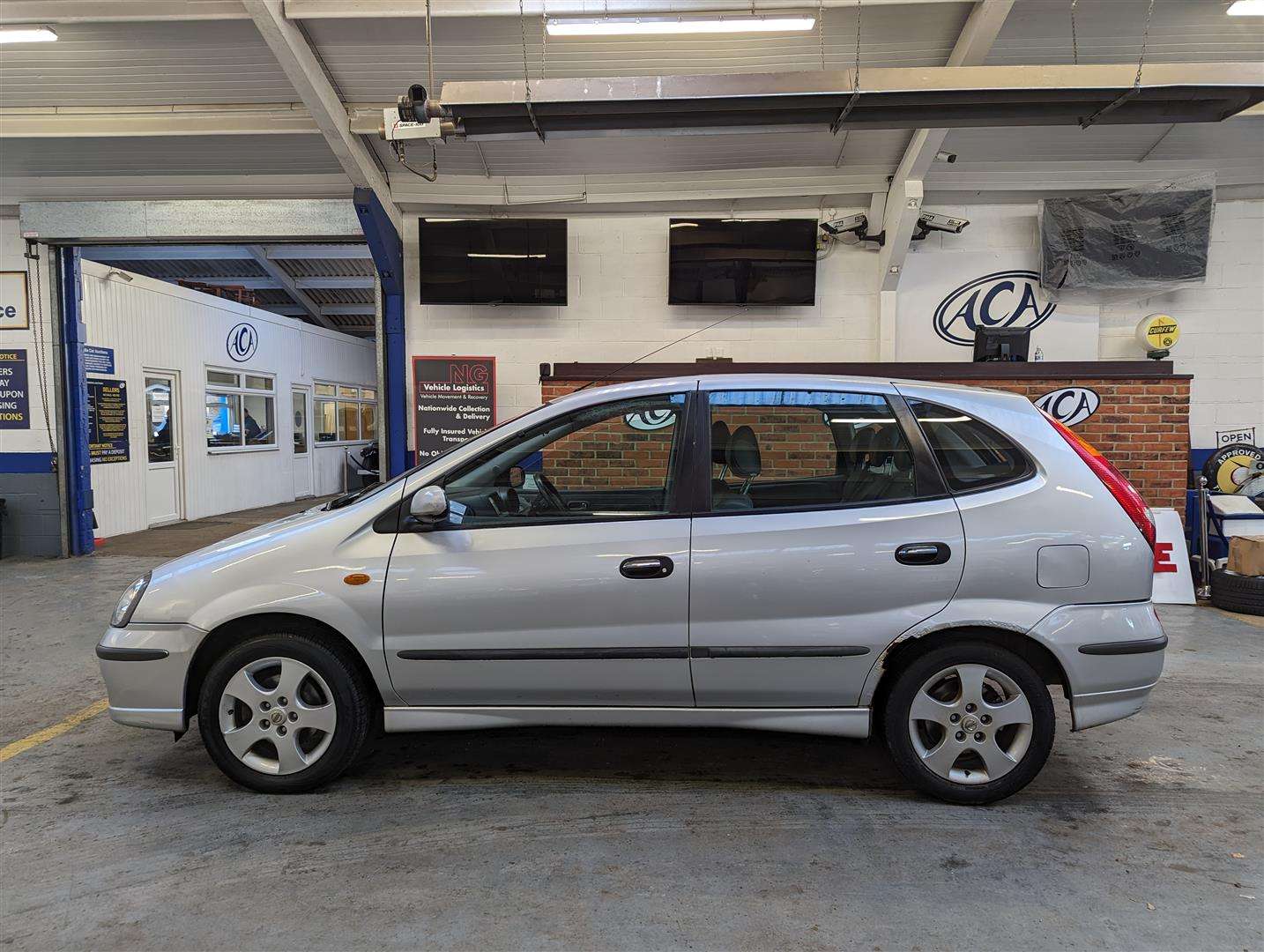 <p>2005 NISSAN ALMERA TINO SE</p>