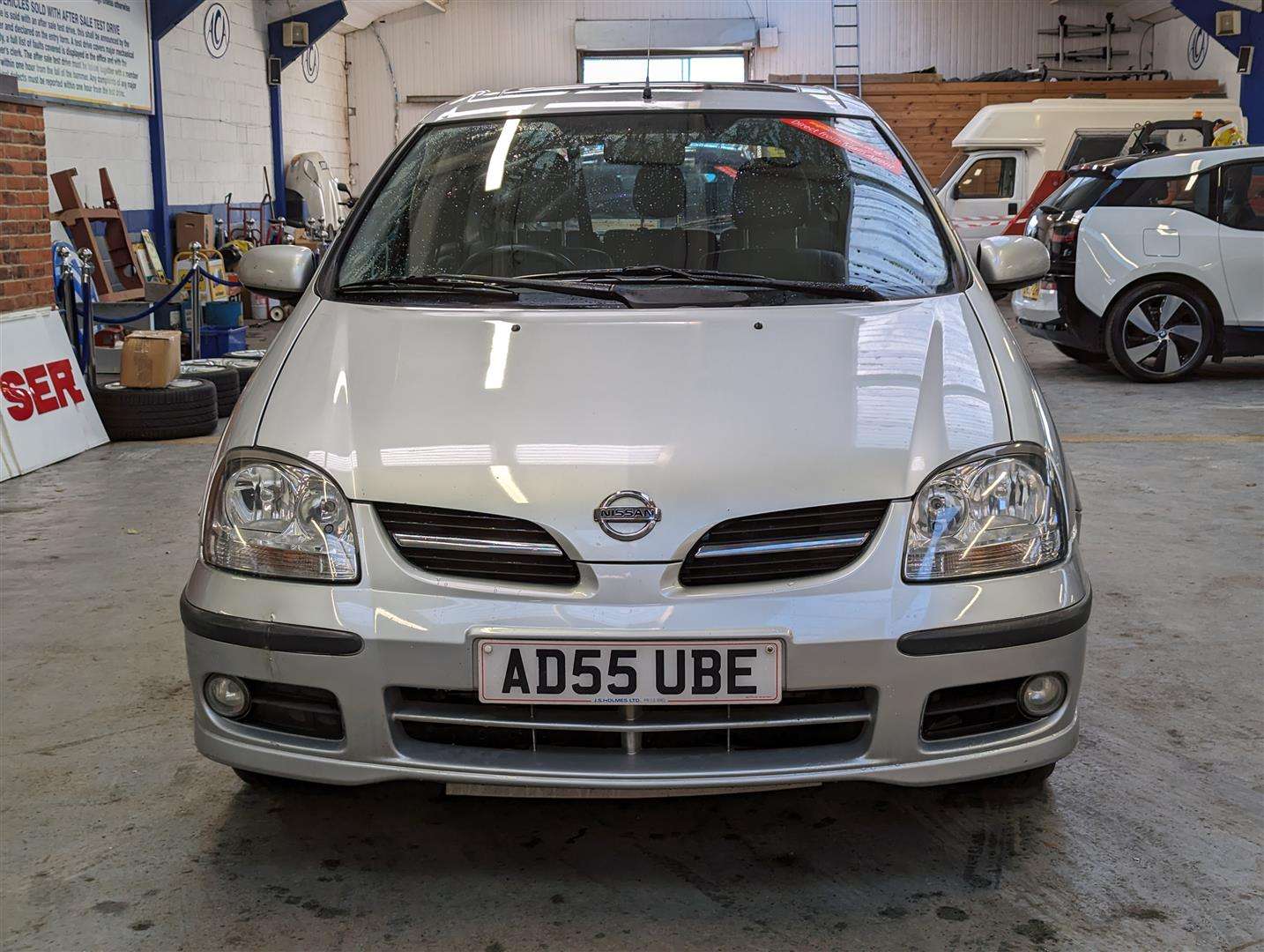 <p>2005 NISSAN ALMERA TINO SE</p>