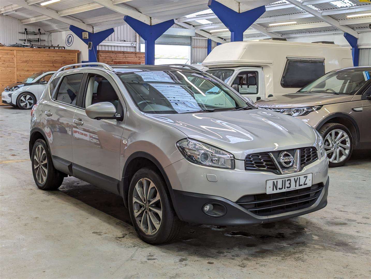 <p>2013 NISSAN QASHQAI TEKNA</p>