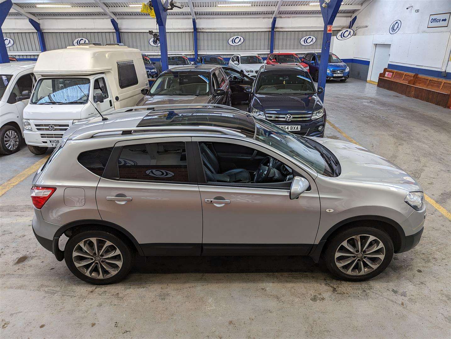 <p>2013 NISSAN QASHQAI TEKNA</p>