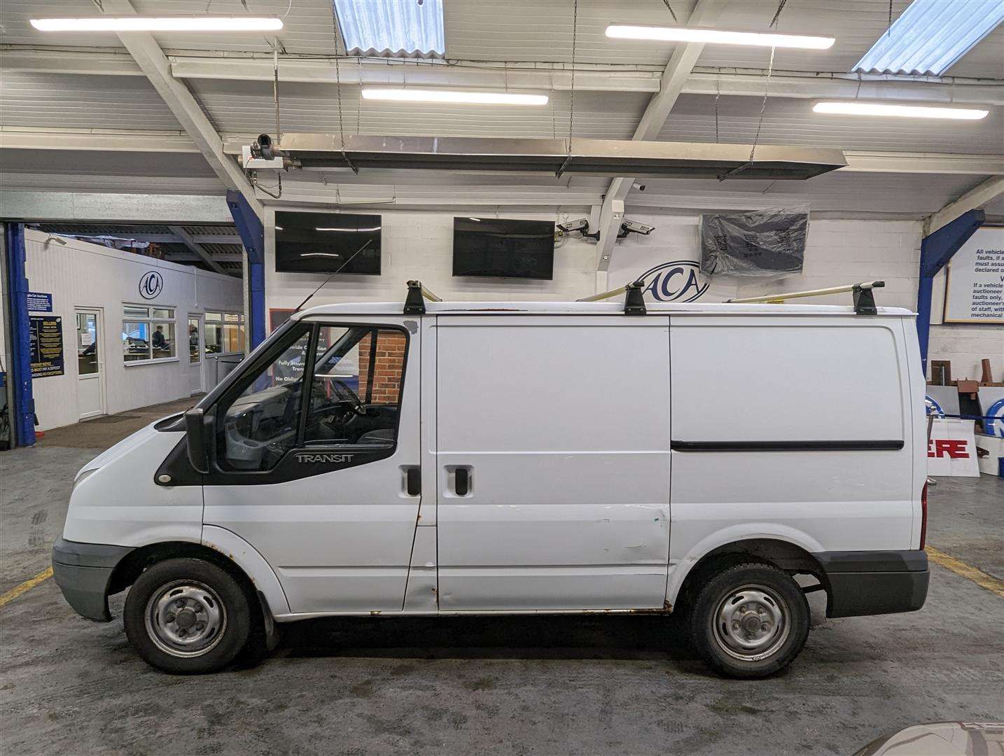 <p>2007 FORD TRANSIT 85 T260S FWD</p>