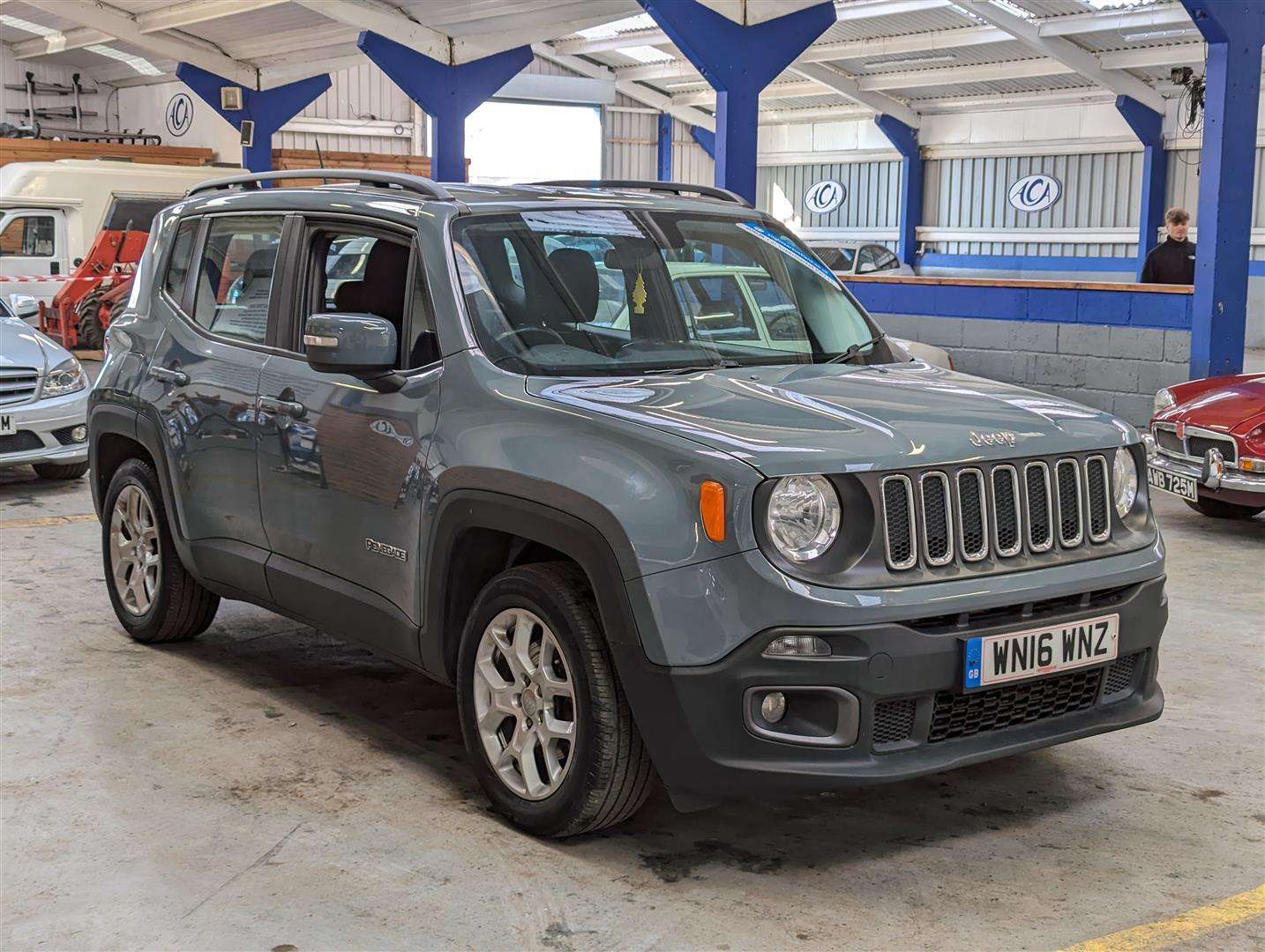 <p>2016 JEEP RENEGADE LONGITUDE</p>