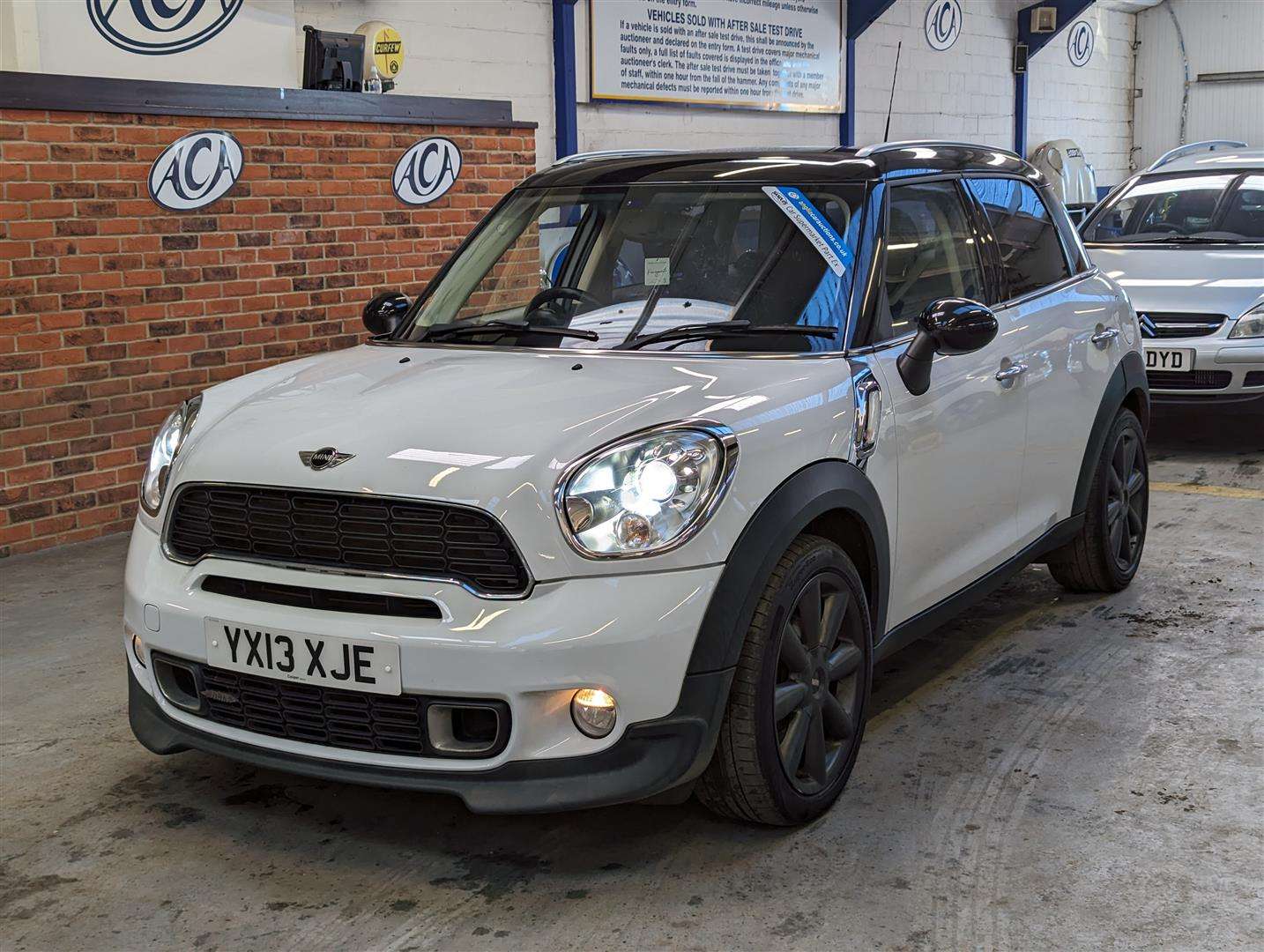 <p>2013 MINI COUNTRYMAN COOPER SD</p>