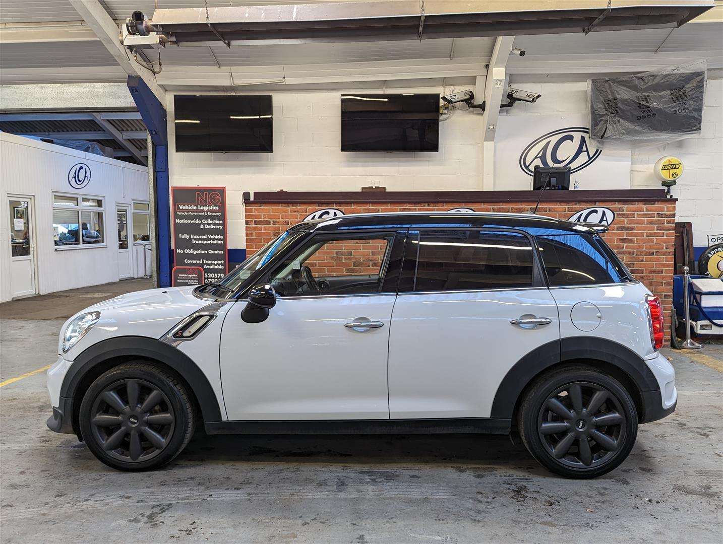 <p>2013 MINI COUNTRYMAN COOPER SD</p>