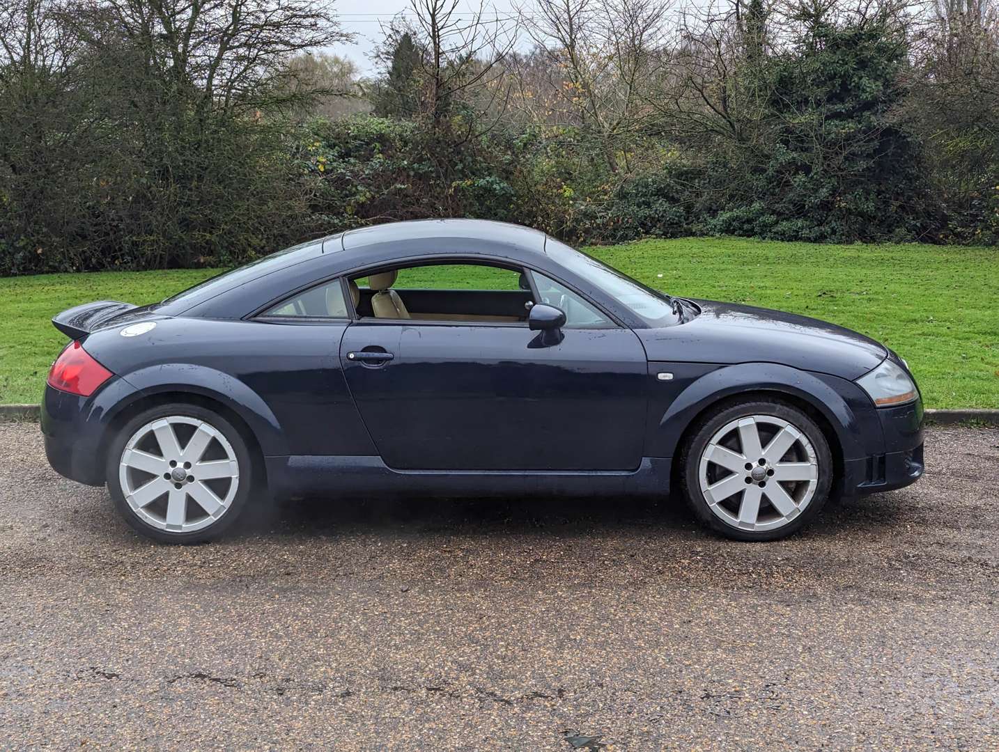 <p>2004 AUDI TT 3.2 QUATTRO COUPE&nbsp;</p>