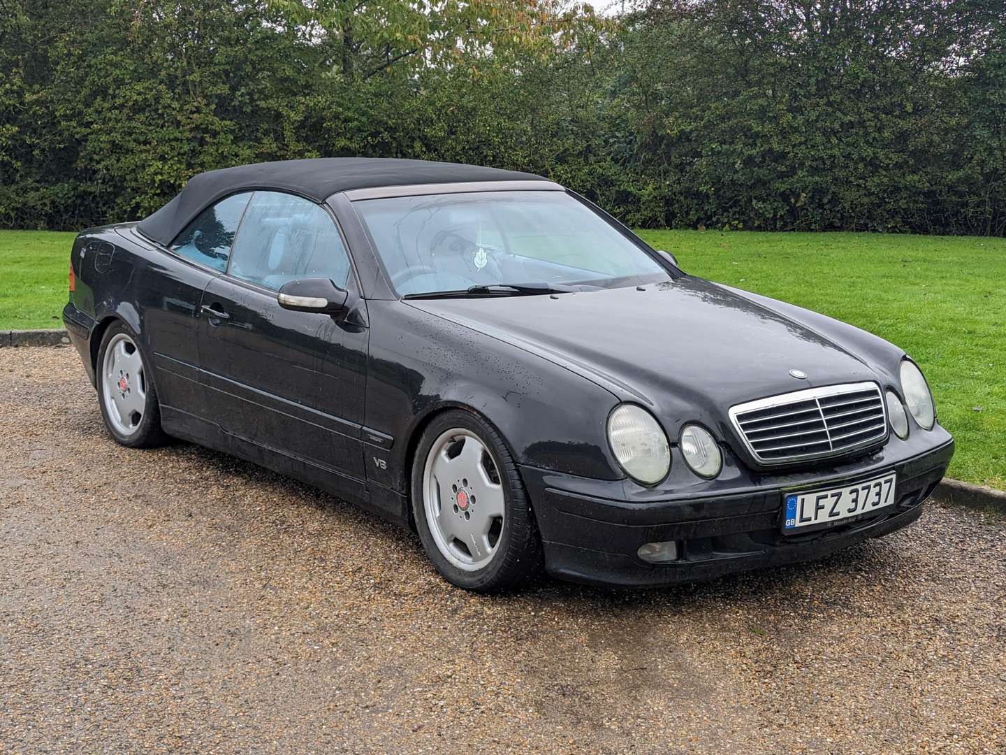 <p>2000 MERCEDES CLK430 AVANTGARDE AUTO&nbsp;</p>